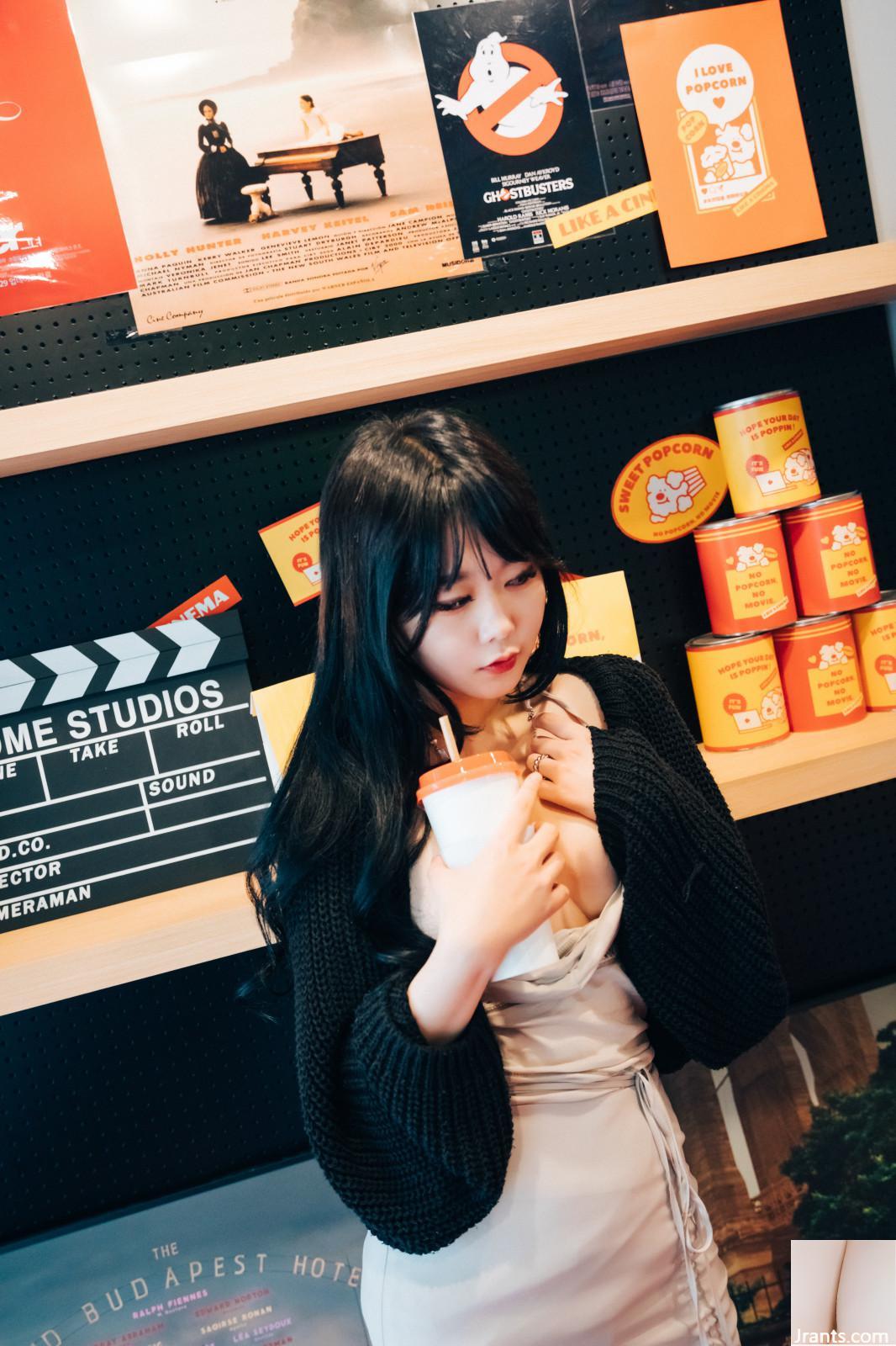 [Loozy] Zia  – XXX in The Theater (47P) [