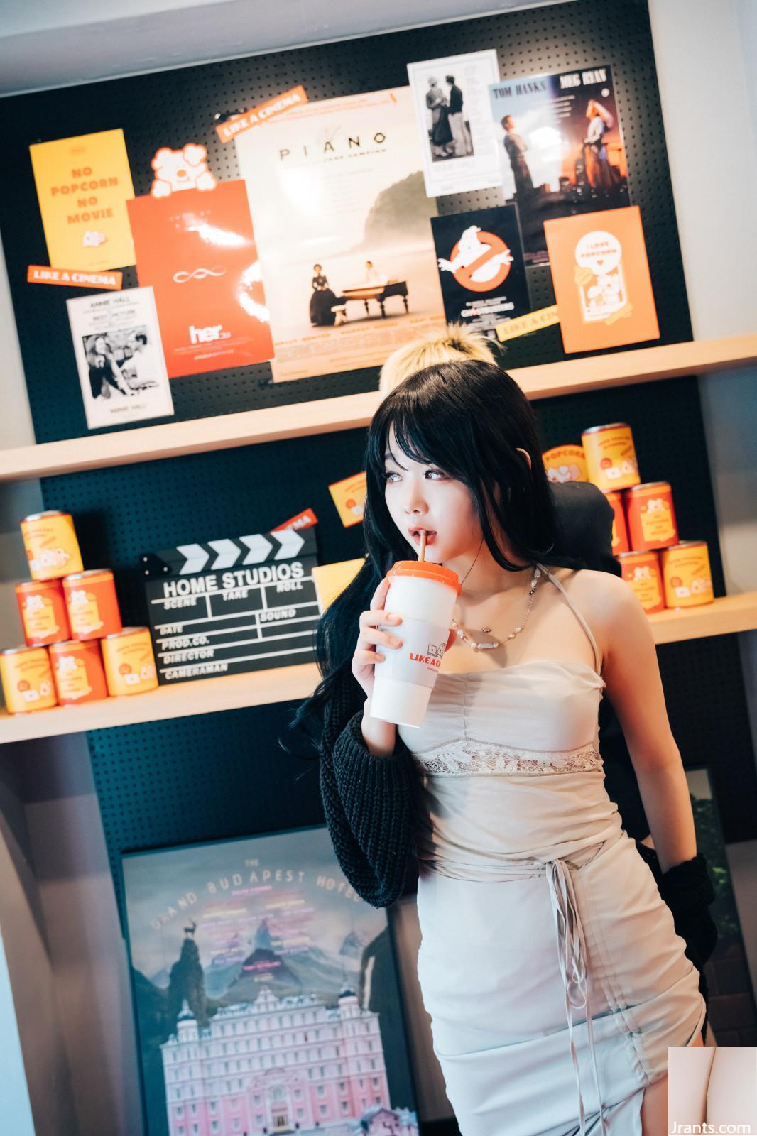 [Loozy] Zia  – XXX in The Theater (47P) [