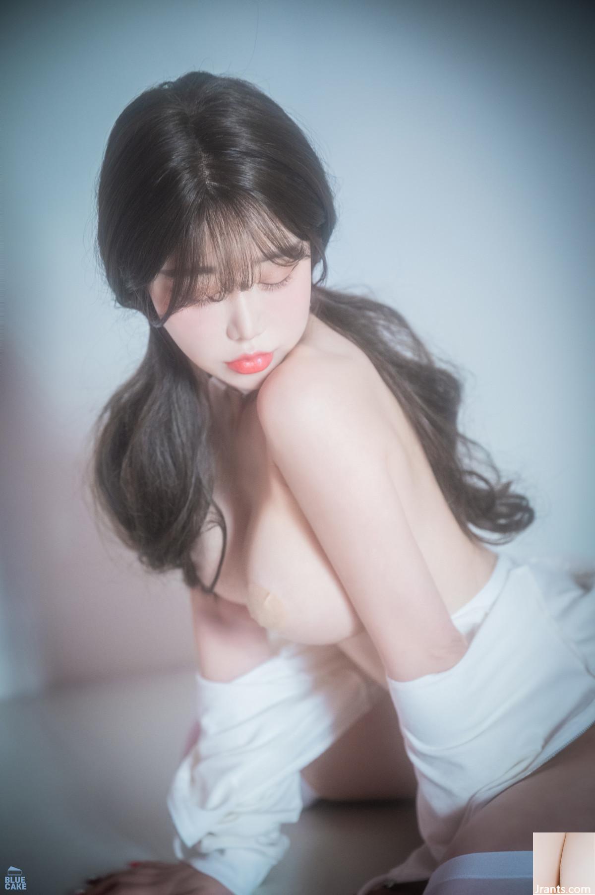 [Jung Eun] Belleza coreana con figura esbelta es loca y seductora (44P)