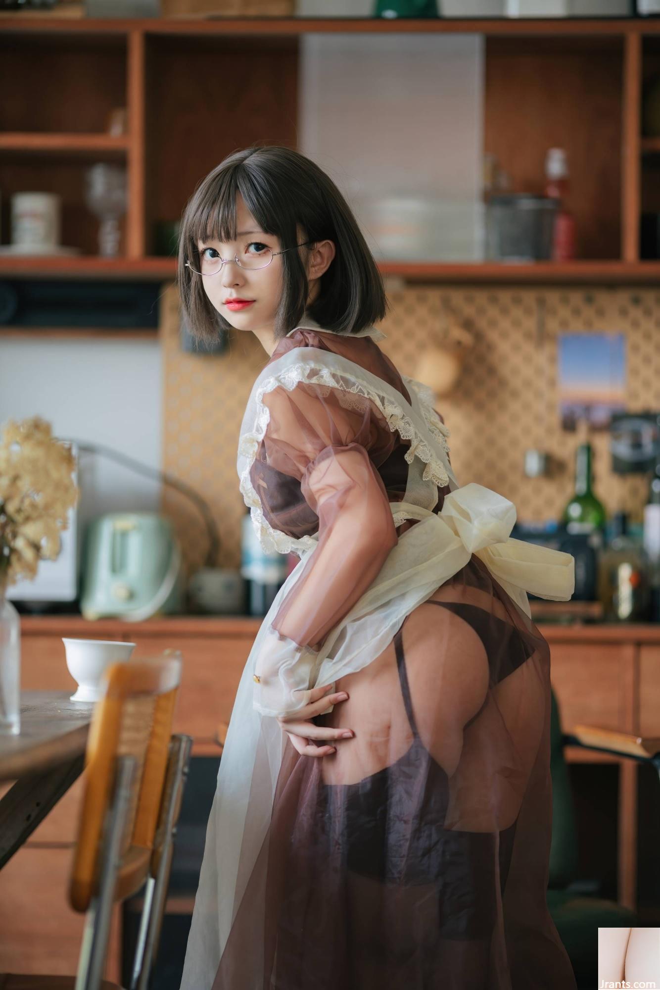 [جمع الإنترنت] رعاية الفتاة Hualing &#8220;Transparent Maid&#8221; VIP حصريًا [90P]