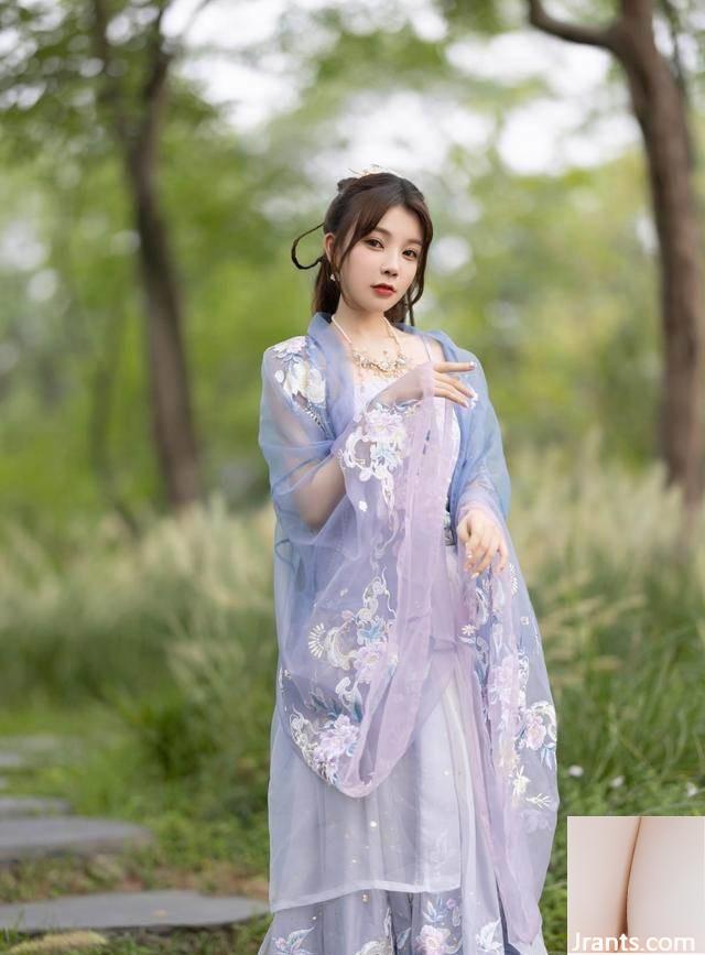 Cheongsam باوقار، ظریف و جذاب است