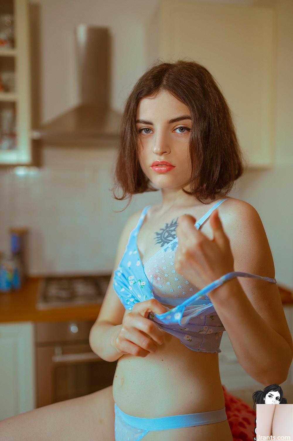 (Suicide Girls) 01 juillet 2023 – Airadoll – Petit-déjeuner italien (50P)