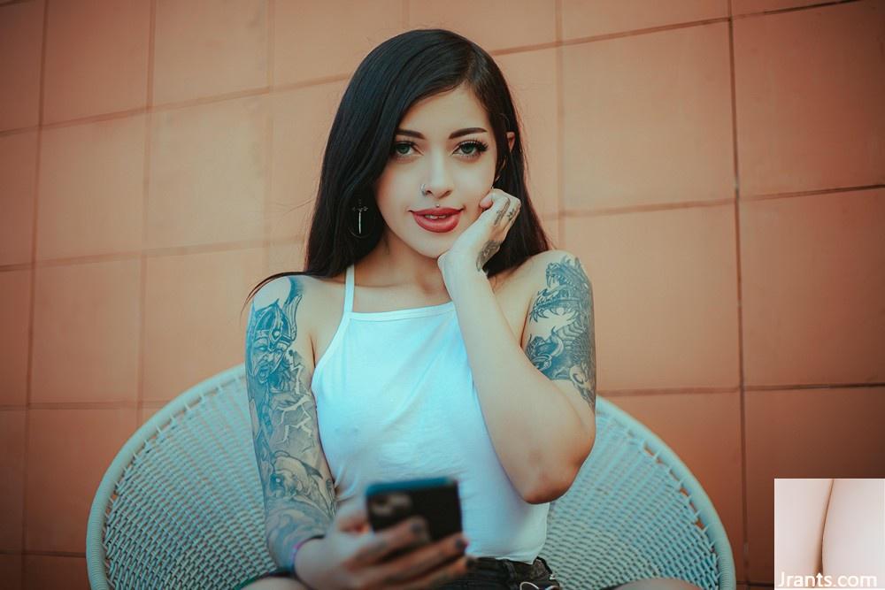 (Suicide Girls) 9 ژوئیه 2023 &#8211; مریل استاسیب &#8211; این یک مسابقه است (54P)