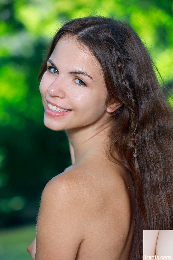 Siren Milan-Nehir Kenarı Buluşması-MetArt (125P)