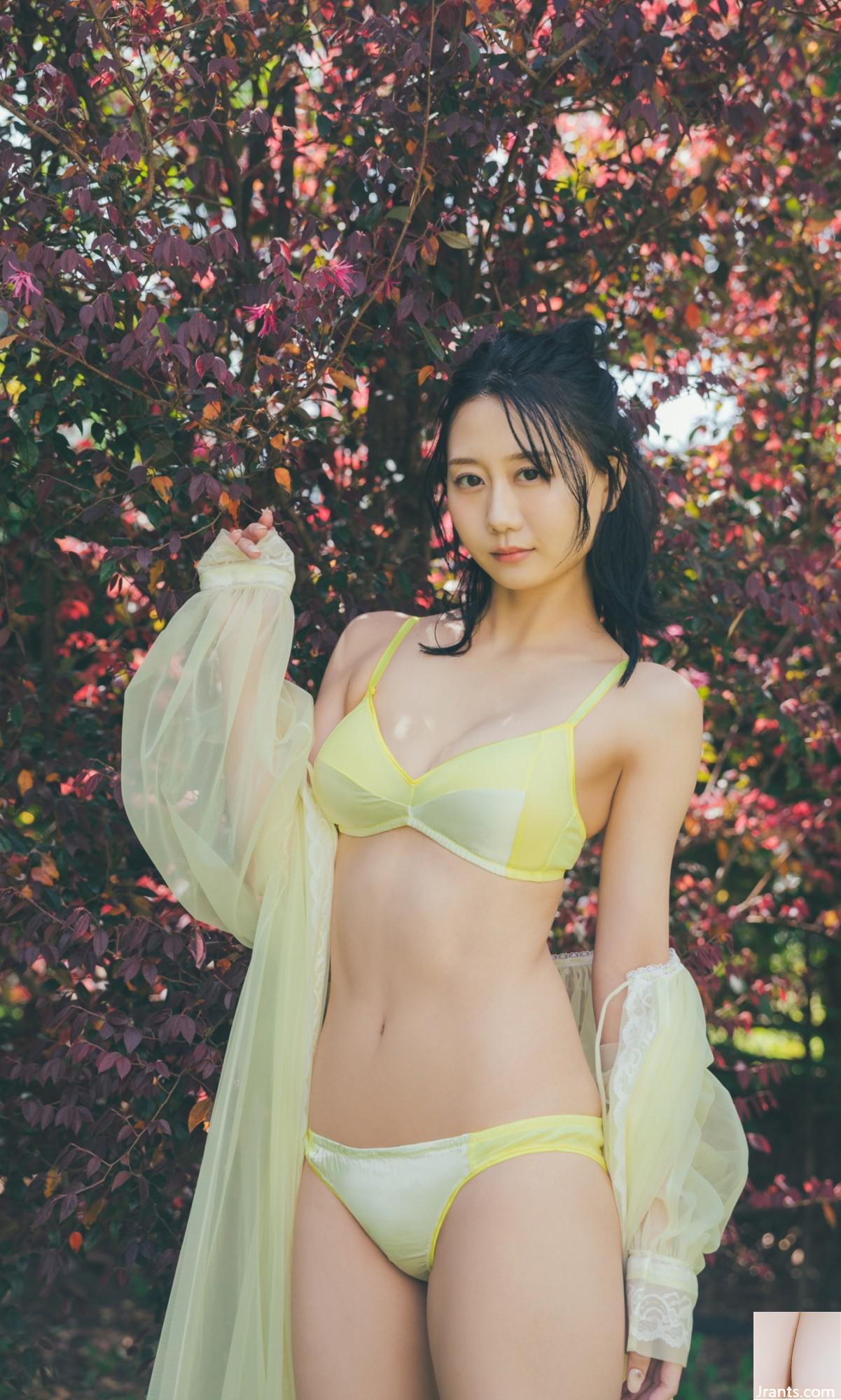 Album foto Furahata Nawa Muncul (54P)