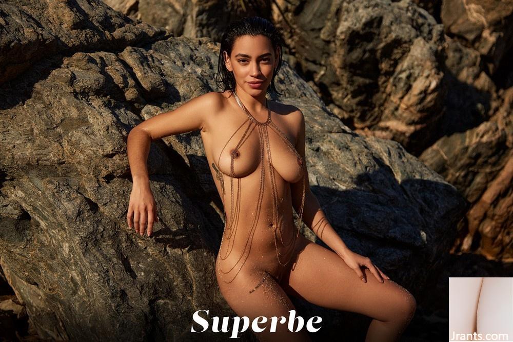 (Superbe Models) 21 أغسطس 2023 &#8211; داني فرنانديز باسيفيك بلو (54 ف)