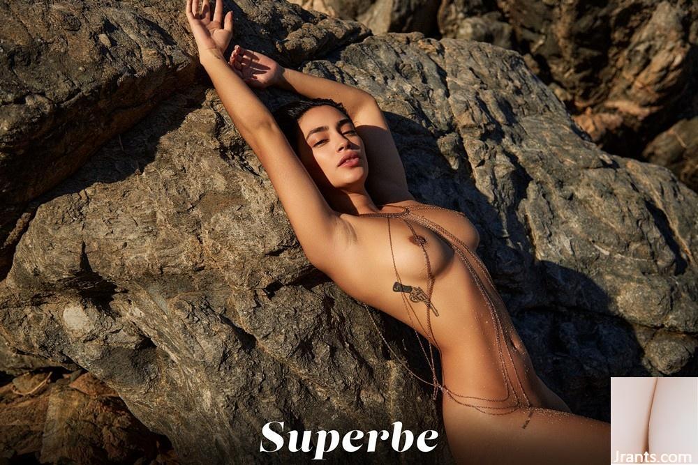 (Superbe Models) 21 أغسطس 2023 &#8211; داني فرنانديز باسيفيك بلو (54 ف)