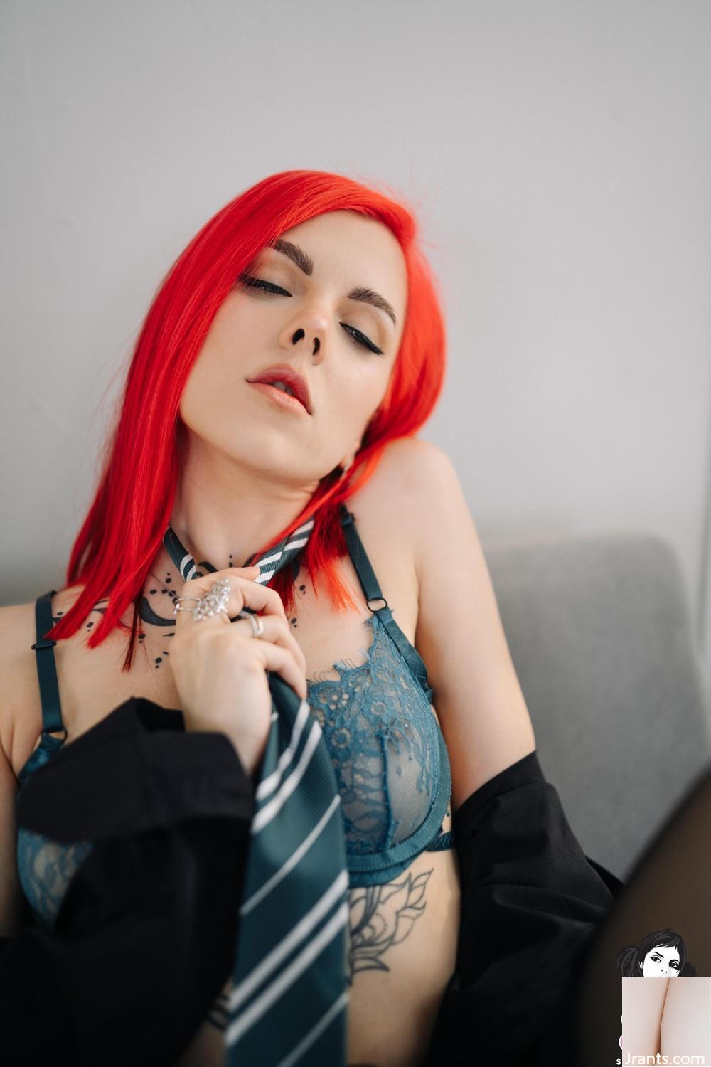 (Suicide Girls) 28 Ağu 2023 – Shenzy – Hiç iyi değilim (59P)