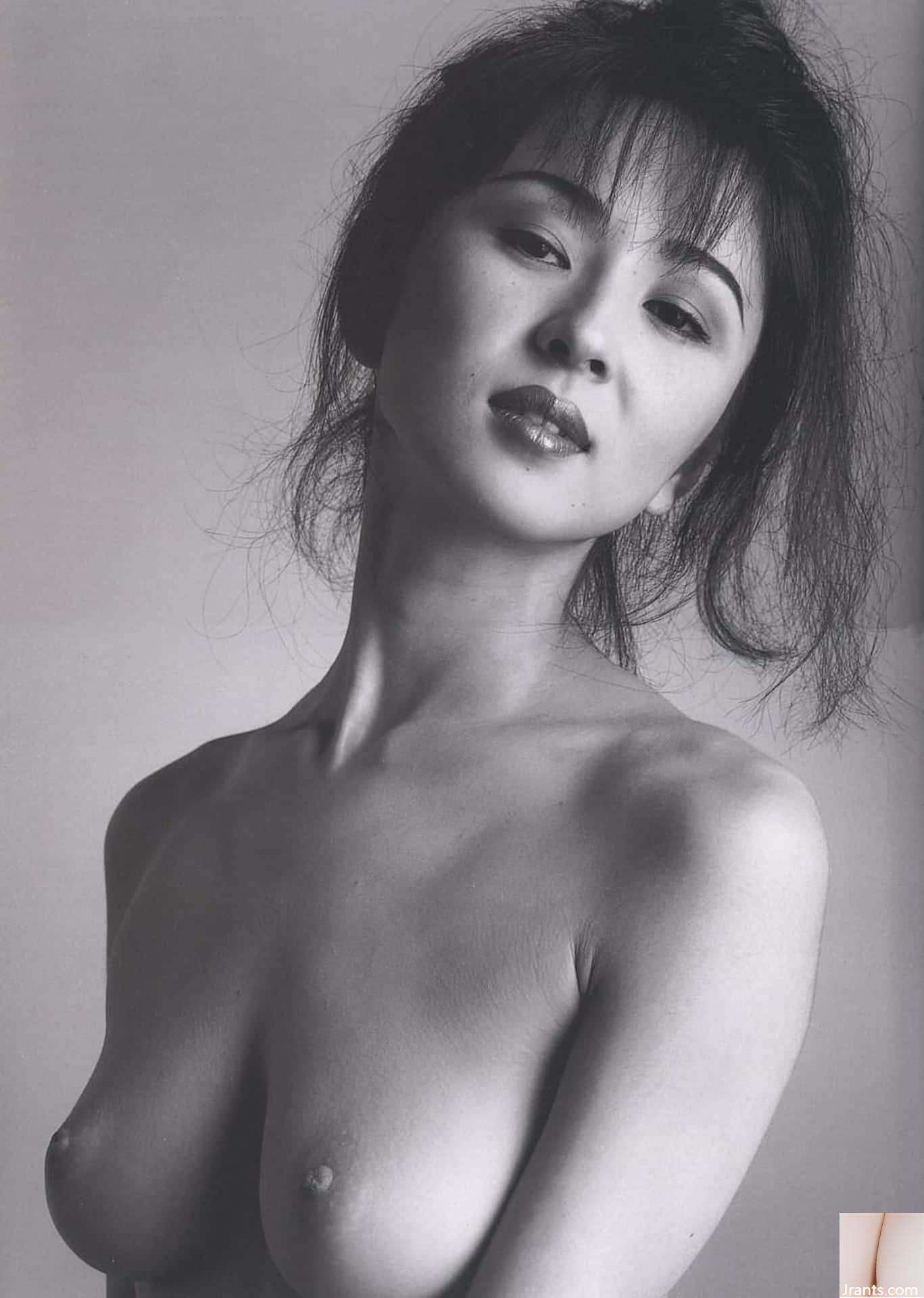 Miyuki Komatsu x Rika &#8220;Breast Image&#8221; 1994.10 (álbum de fotos) (94P)