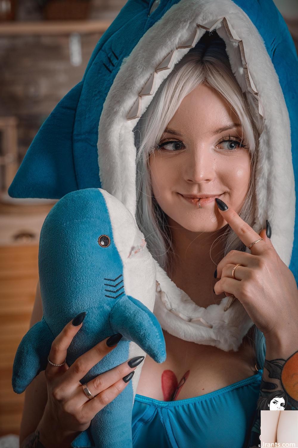 (Suicide Girls) 10 Sep 2023 – Luventa – Momma Shark (41P)