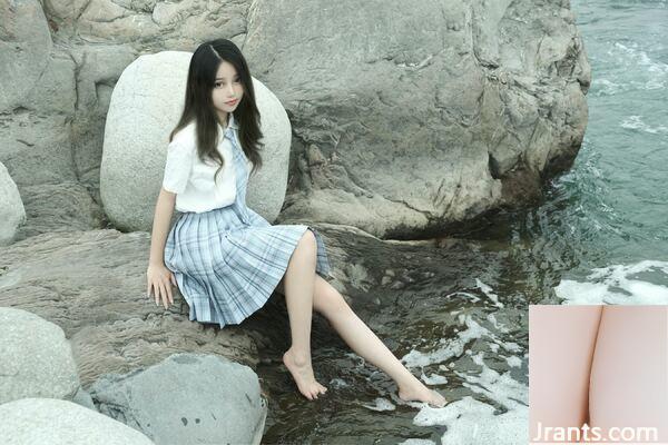 엘로이즈 루안루안 &#8220;JK by the River&#8221; (58P)