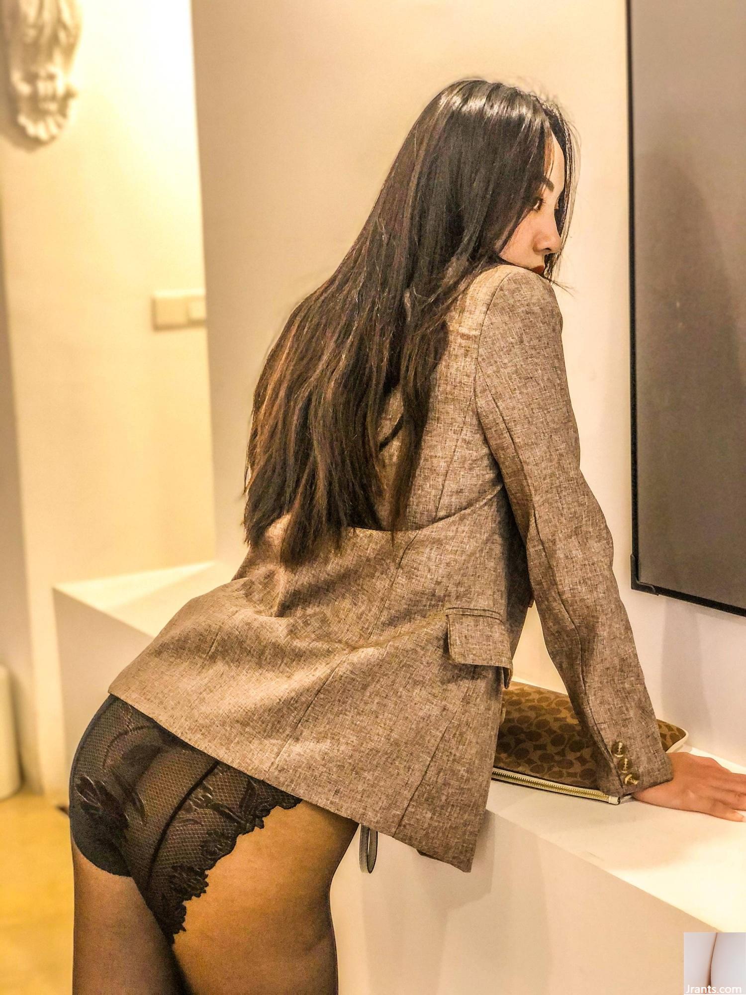 (Colección en línea) Modelo de belleza de niña de bienestar Jie Ge «Secretaria» VIP exclusivo (49