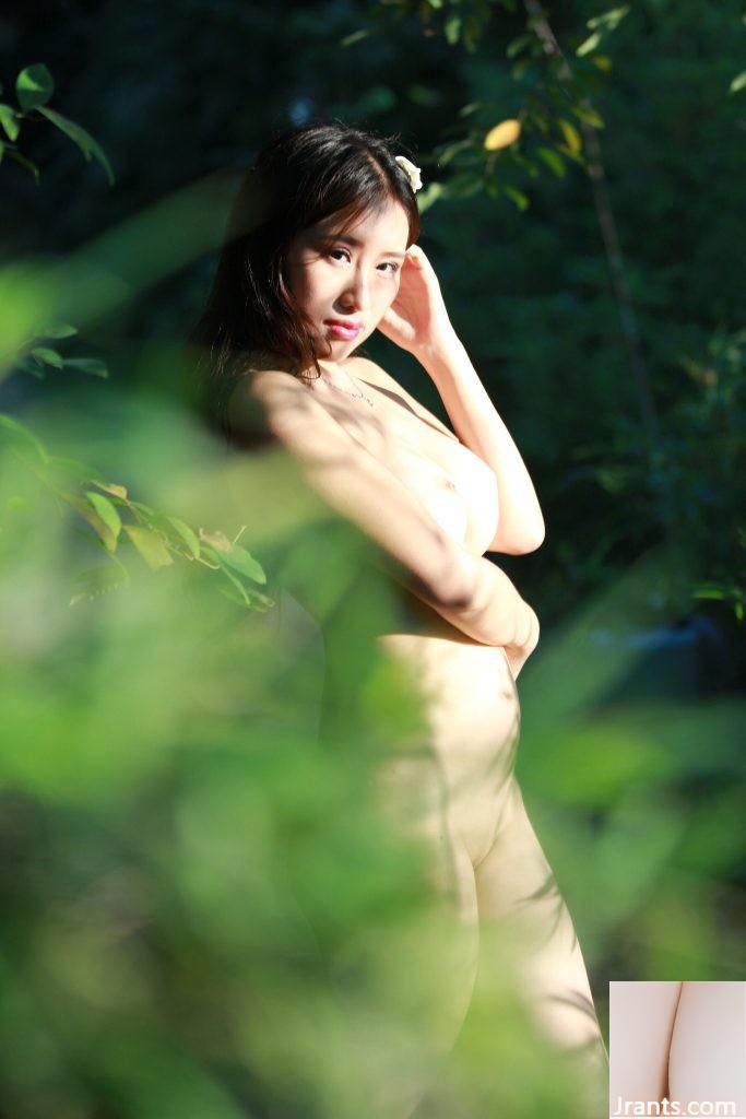 Privates Fotoshooting-Set für den Körper des chinesischen Models Xiaolan (80P)