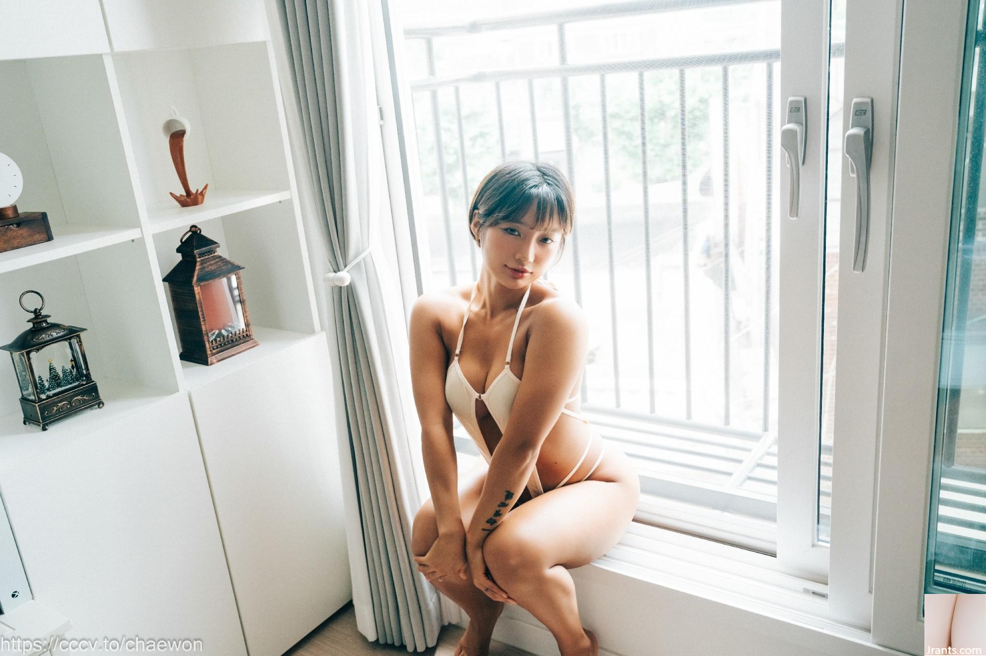 (Loozy) Booty Queen &#8211; namorada 4k (127P)