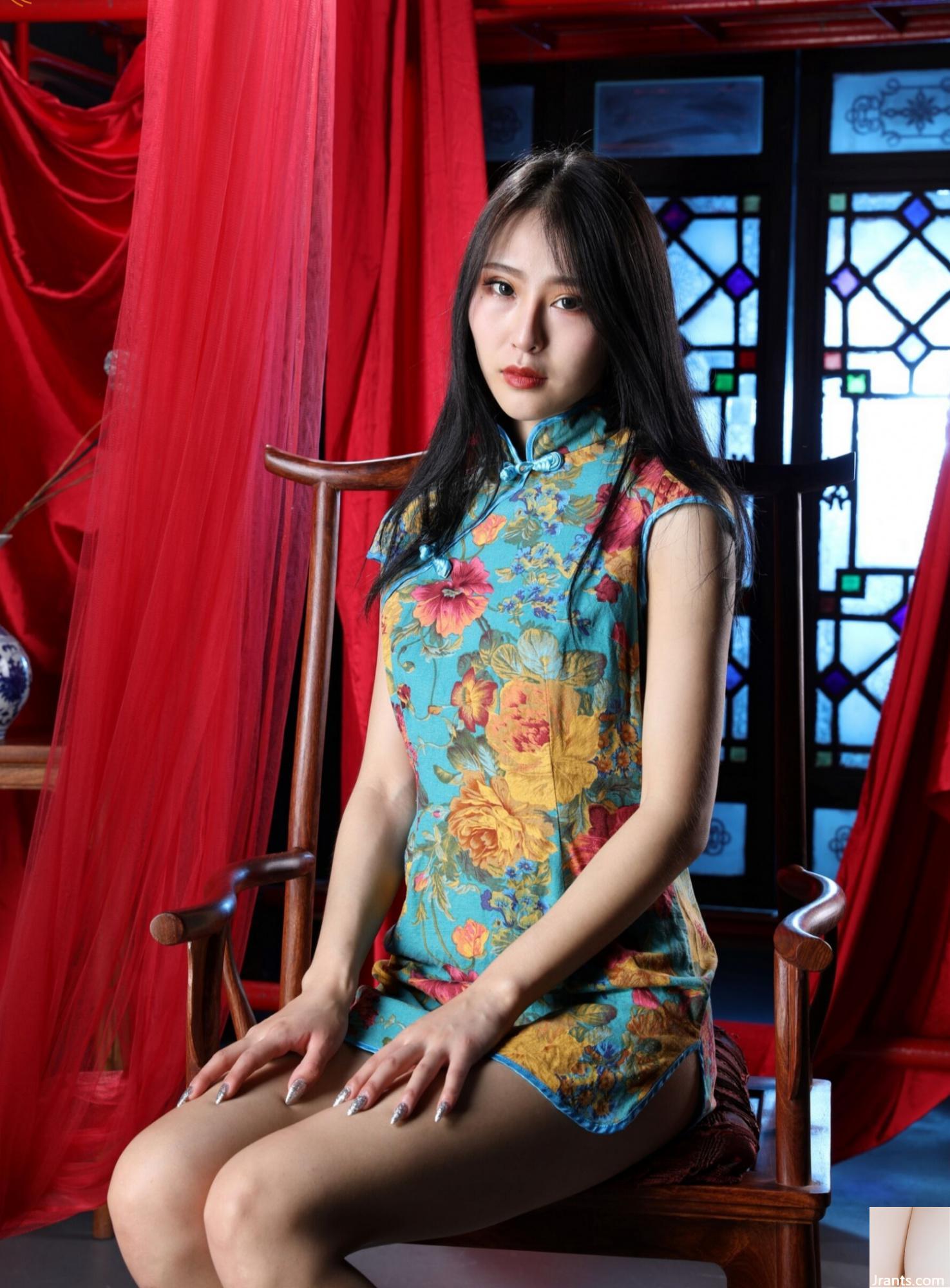 (Fotografia privada de modelo chinês) Linda modelo &#8211; Lai Min linda modelo sem mosaico benefício de fotografia privada &#8220;Ancient Cheongsam&#8221; (100P)