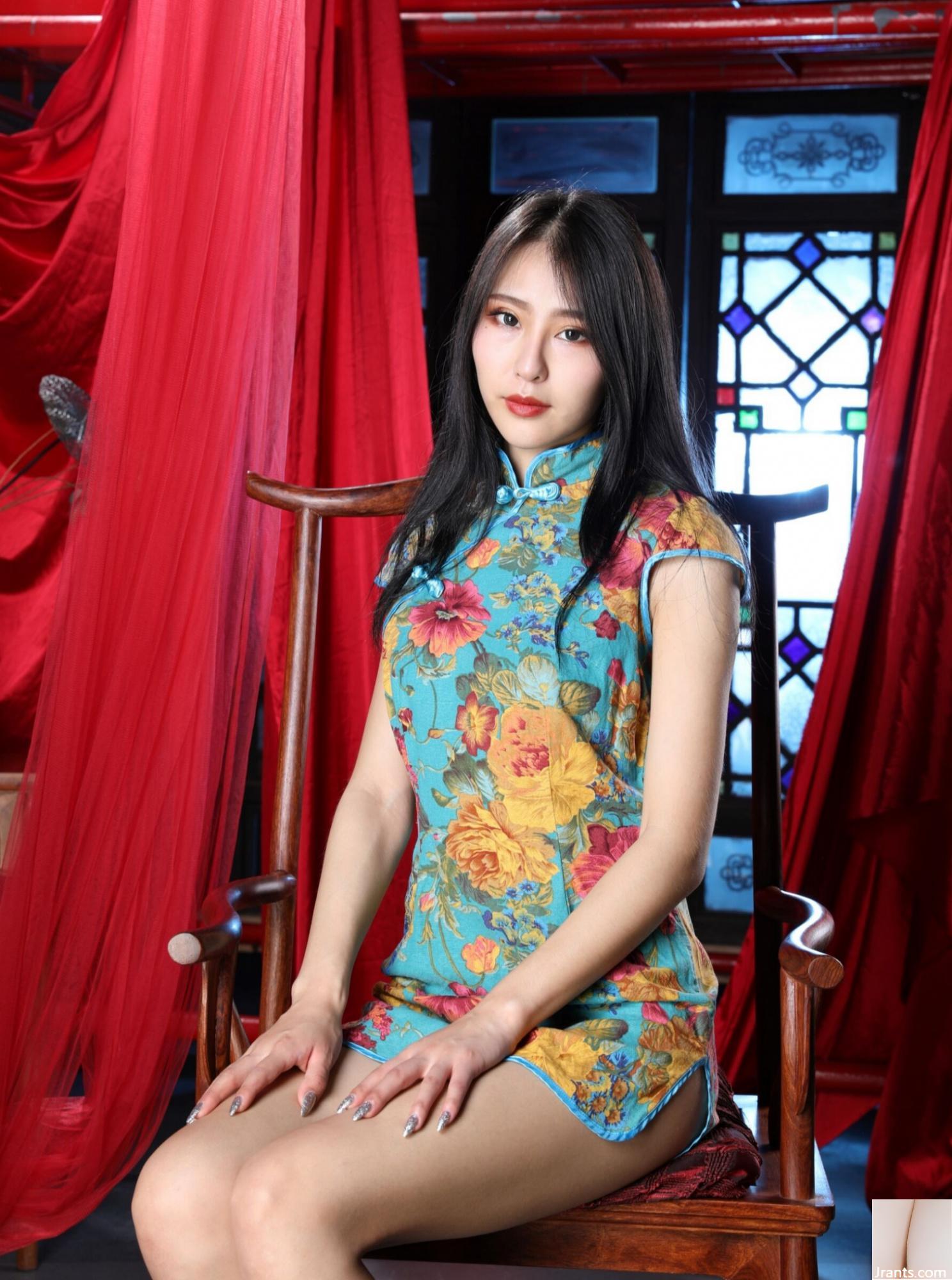 (Fotografia privada de modelo chinês) Linda modelo &#8211; Lai Min linda modelo sem mosaico benefício de fotografia privada &#8220;Ancient Cheongsam&#8221; (100P)