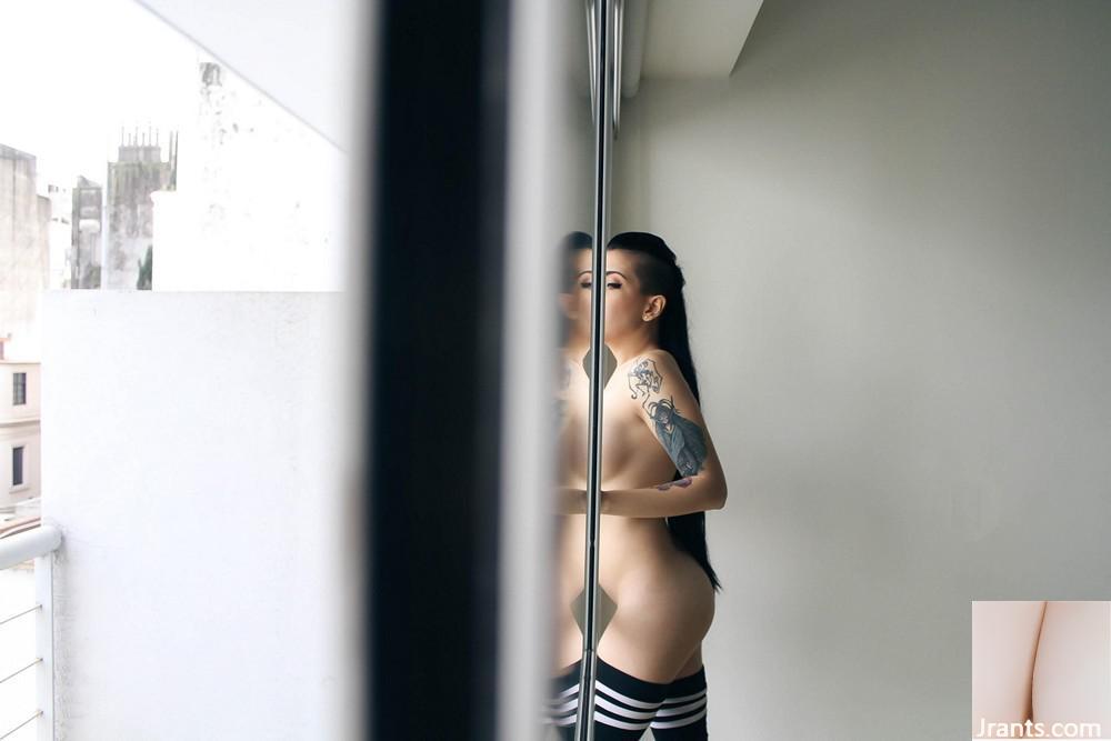 (Suicide Girls) Missmarilyn &#8211; Ruim até os ossos