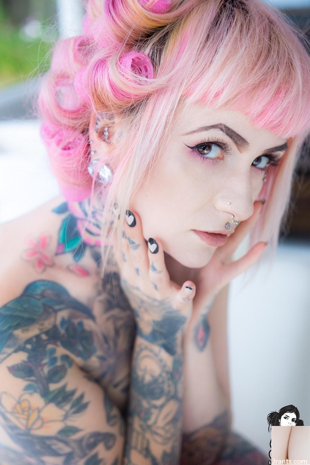 (Suicide Girls) Skittlepop – Kismet