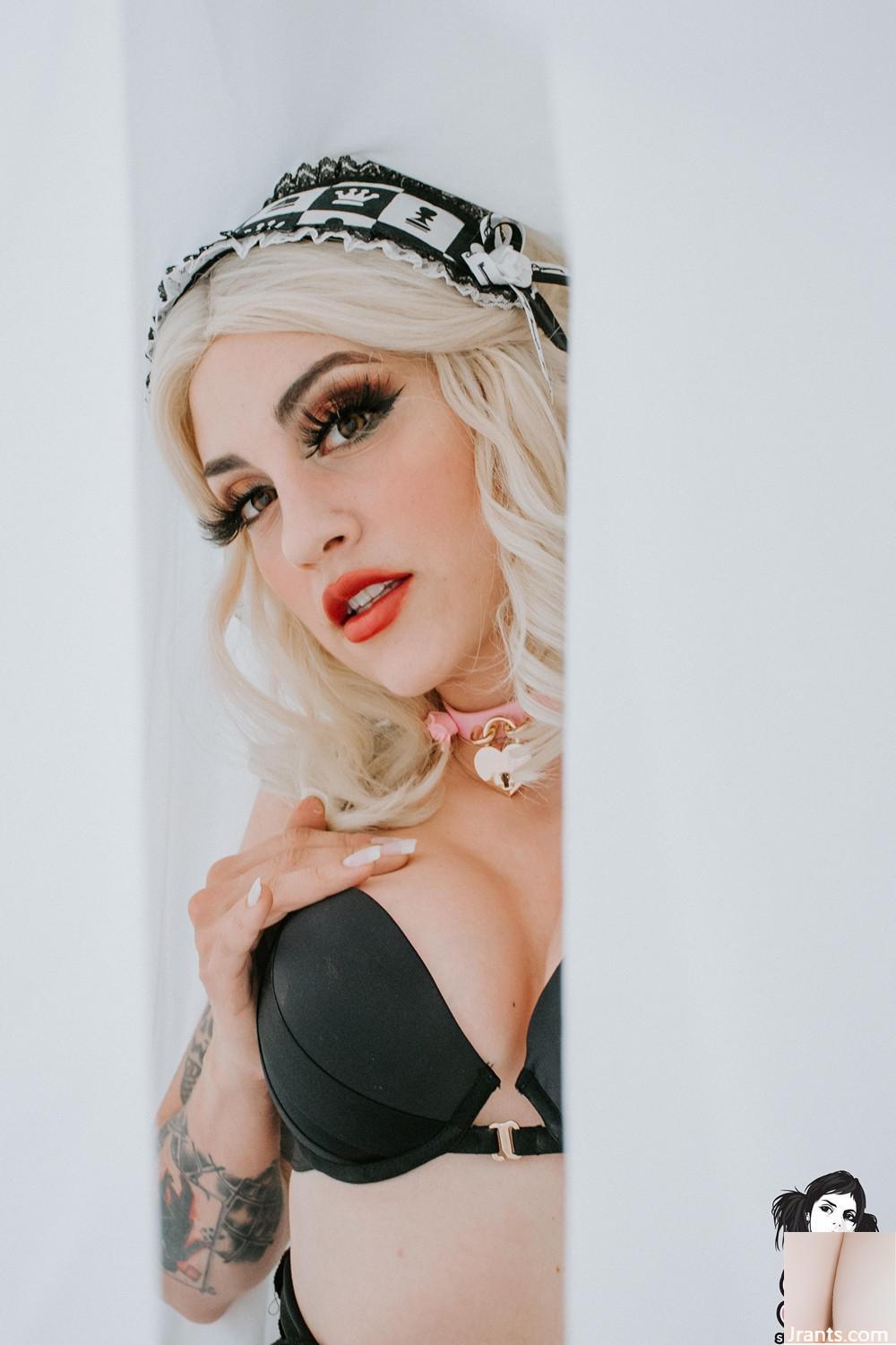 (Suicide Girls) Stephsugar – Empregada Fresca