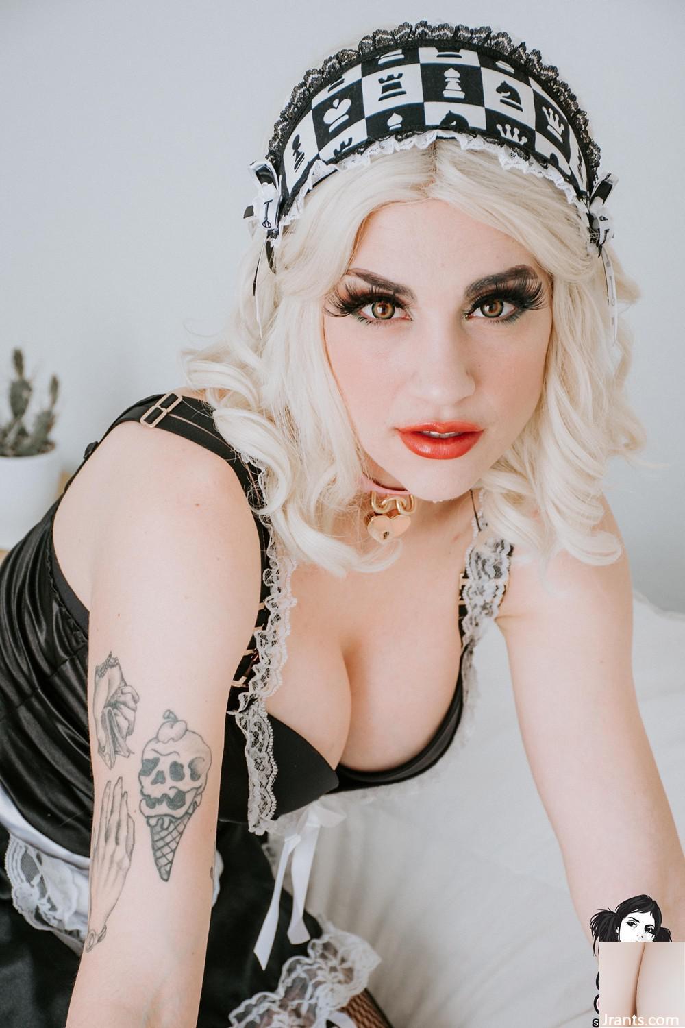 (Suicide Girls) Stephsugar – Empregada Fresca