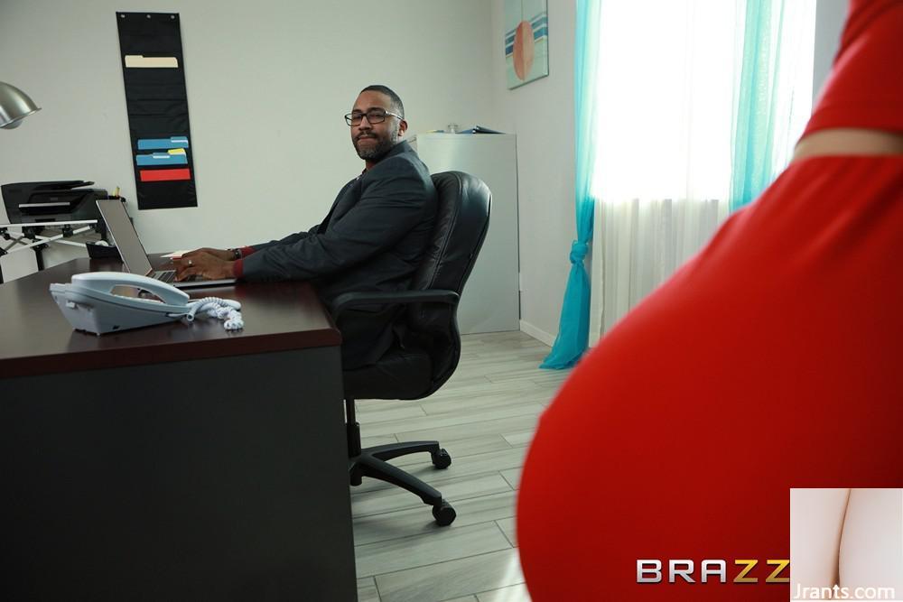 (Brazzers) 키가 큰 항문 지배