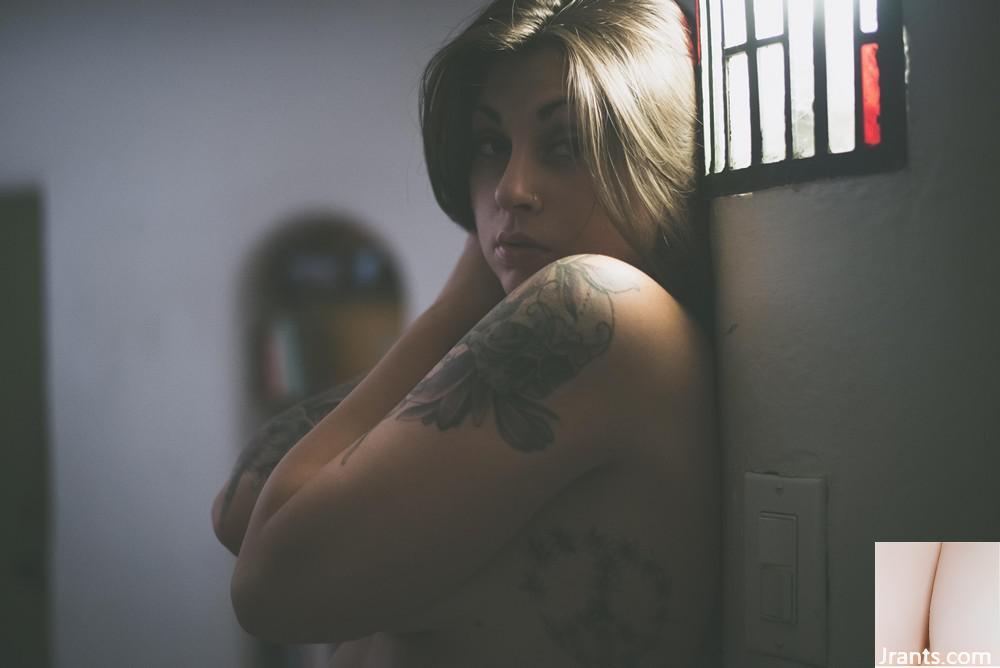 (Suicide Girls) Malvado – Cuento antes de dormir