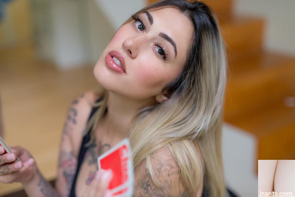 (Suicide Girls) Lieblos – MORD!  im SG Manor Teil 1