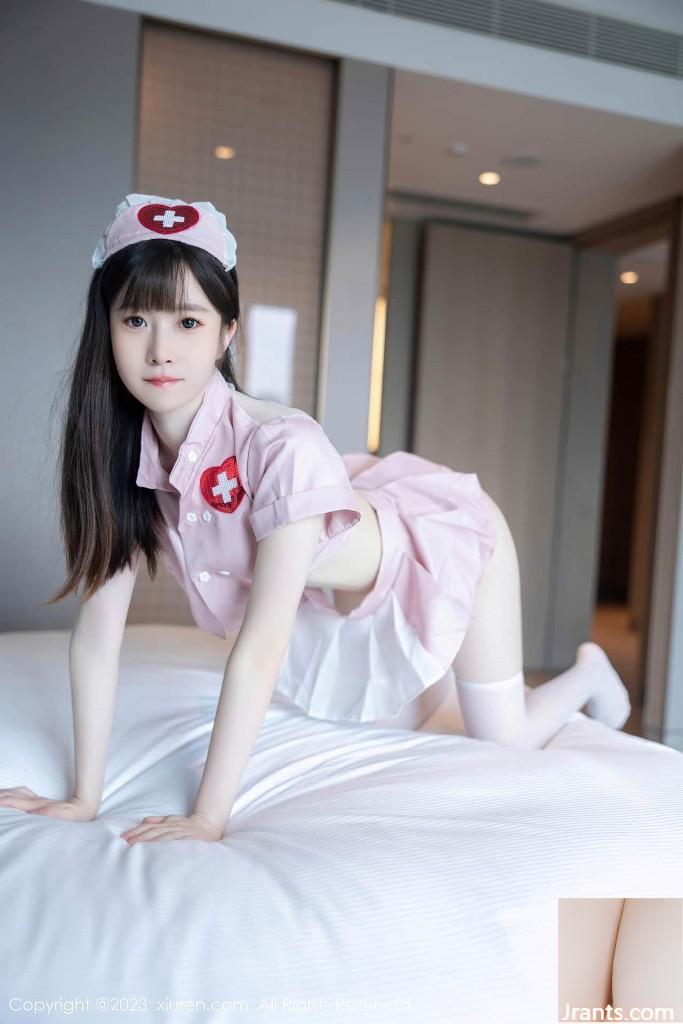 La recién llegada Lin Youyou lleva un sexy uniforme de enfermera rosa con una postura bonita y una apariencia dulce (79P