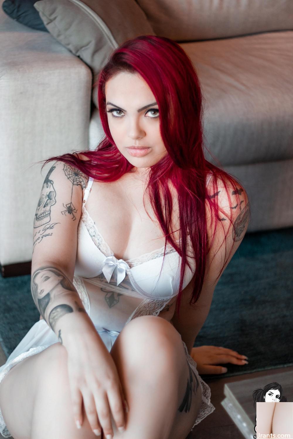 (Suicide Girls) Defh – Ángel de 2020