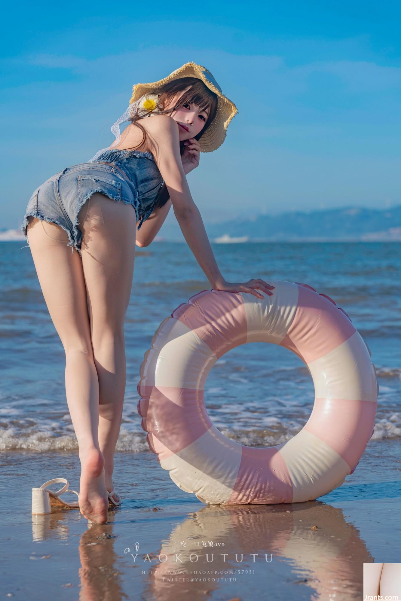 Mordendo Coelho Menina ovo Mar Dia de Verão (83P) (