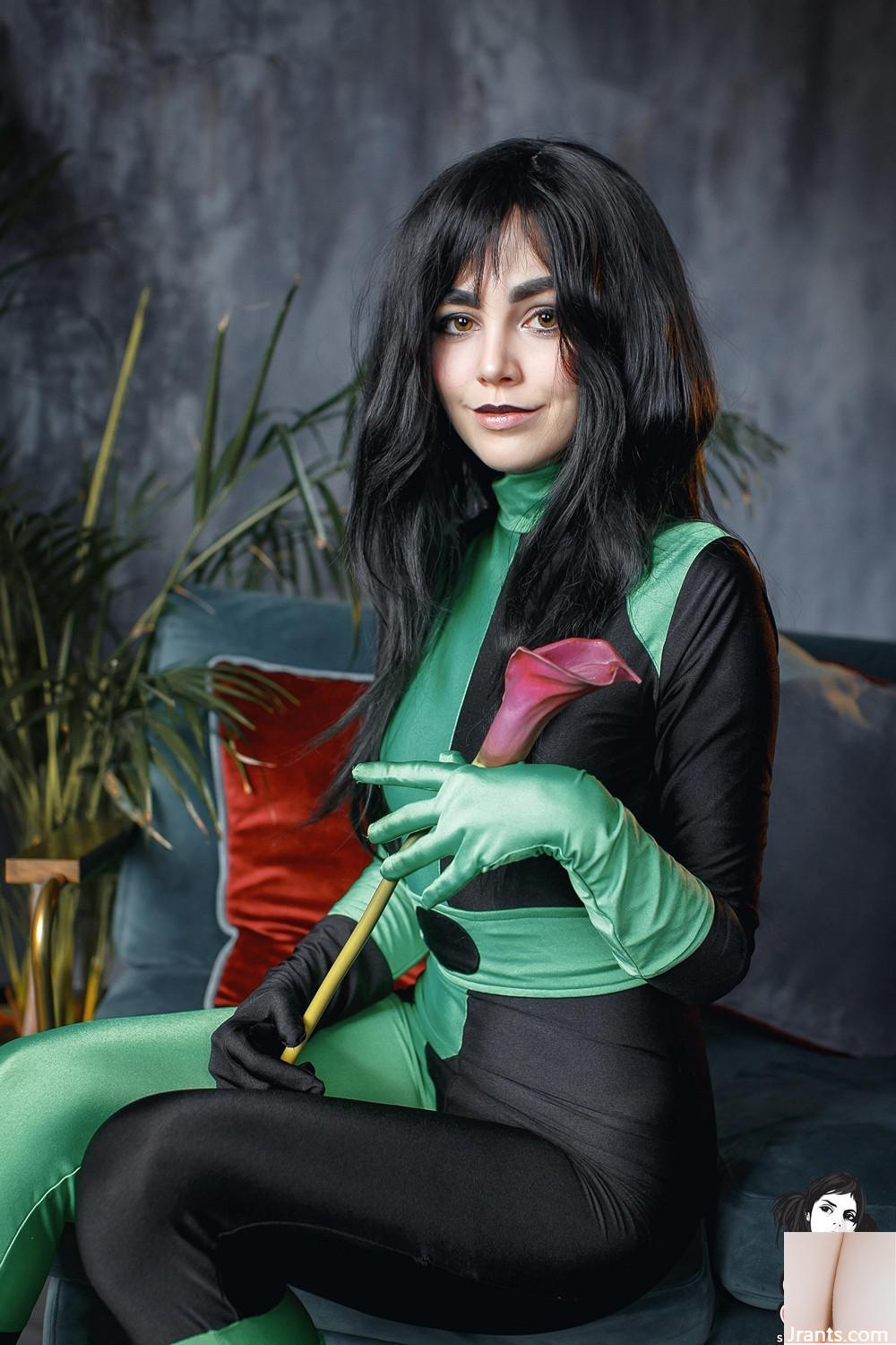 (Suicide Girls) UnbellBell – Shego Cosplay