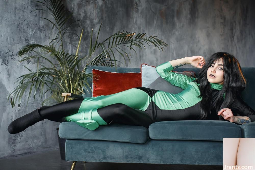 (Suicide Girls) UnbellBell – Shego Cosplay