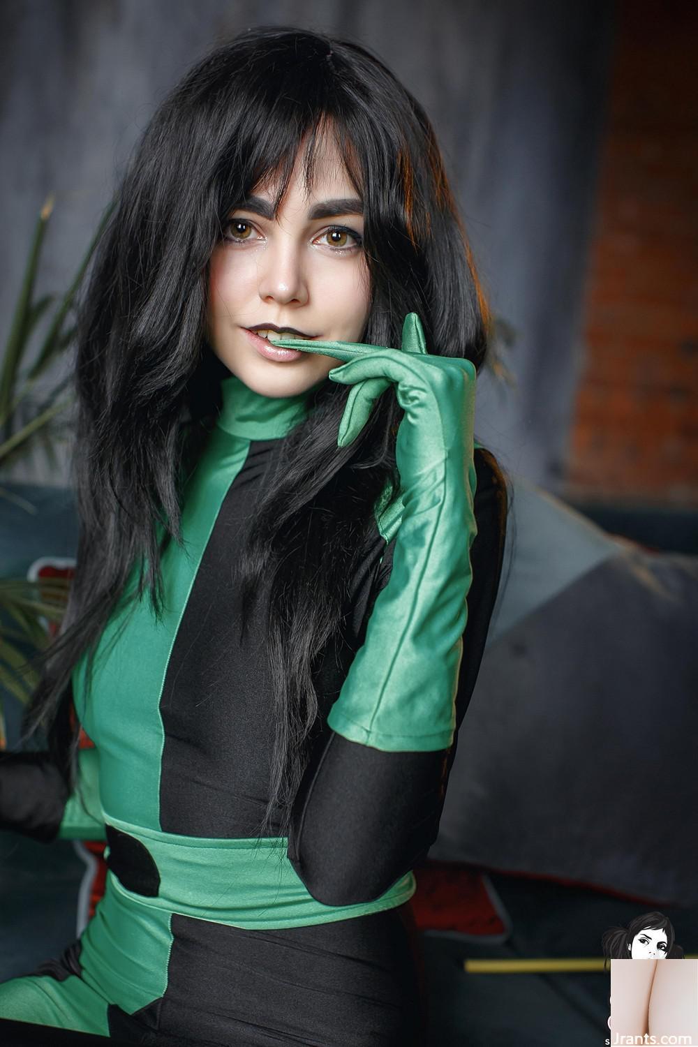 (Suicide Girls) UnbellBell – Shego Cosplay