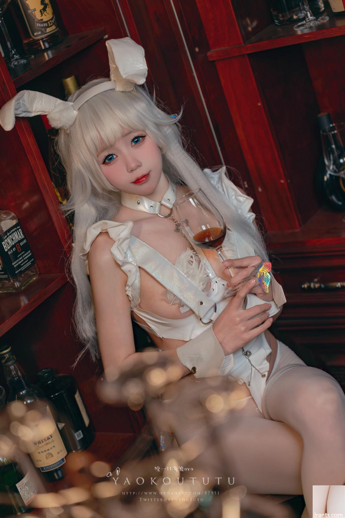 Coser@ 끈끈한 Tuanzi Rabbit – Vicious Bar (39P)