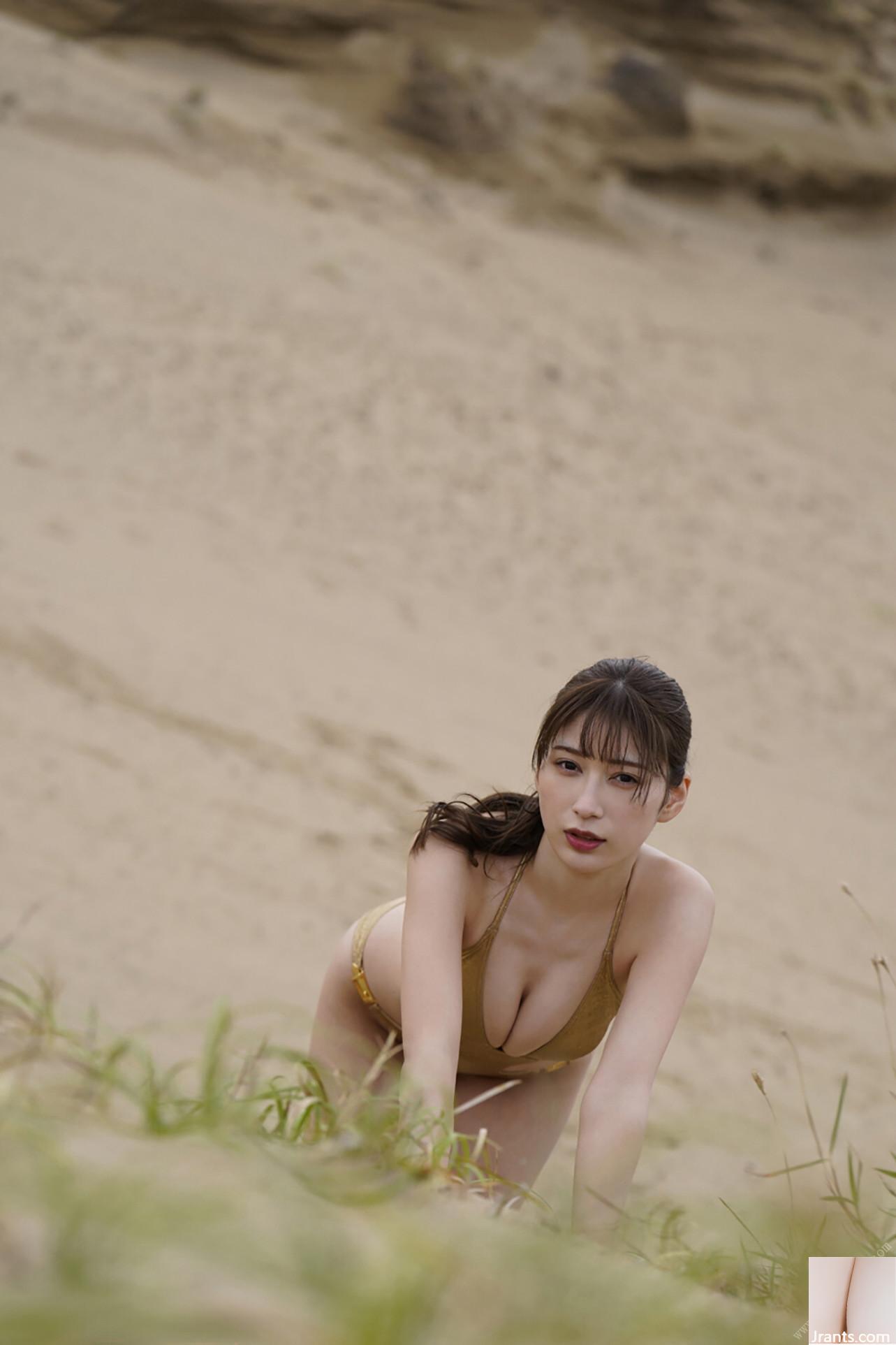 Koleksi Foto Terbatas Digital Risa Yukihira Young Gangan “Yurameki” (72P)