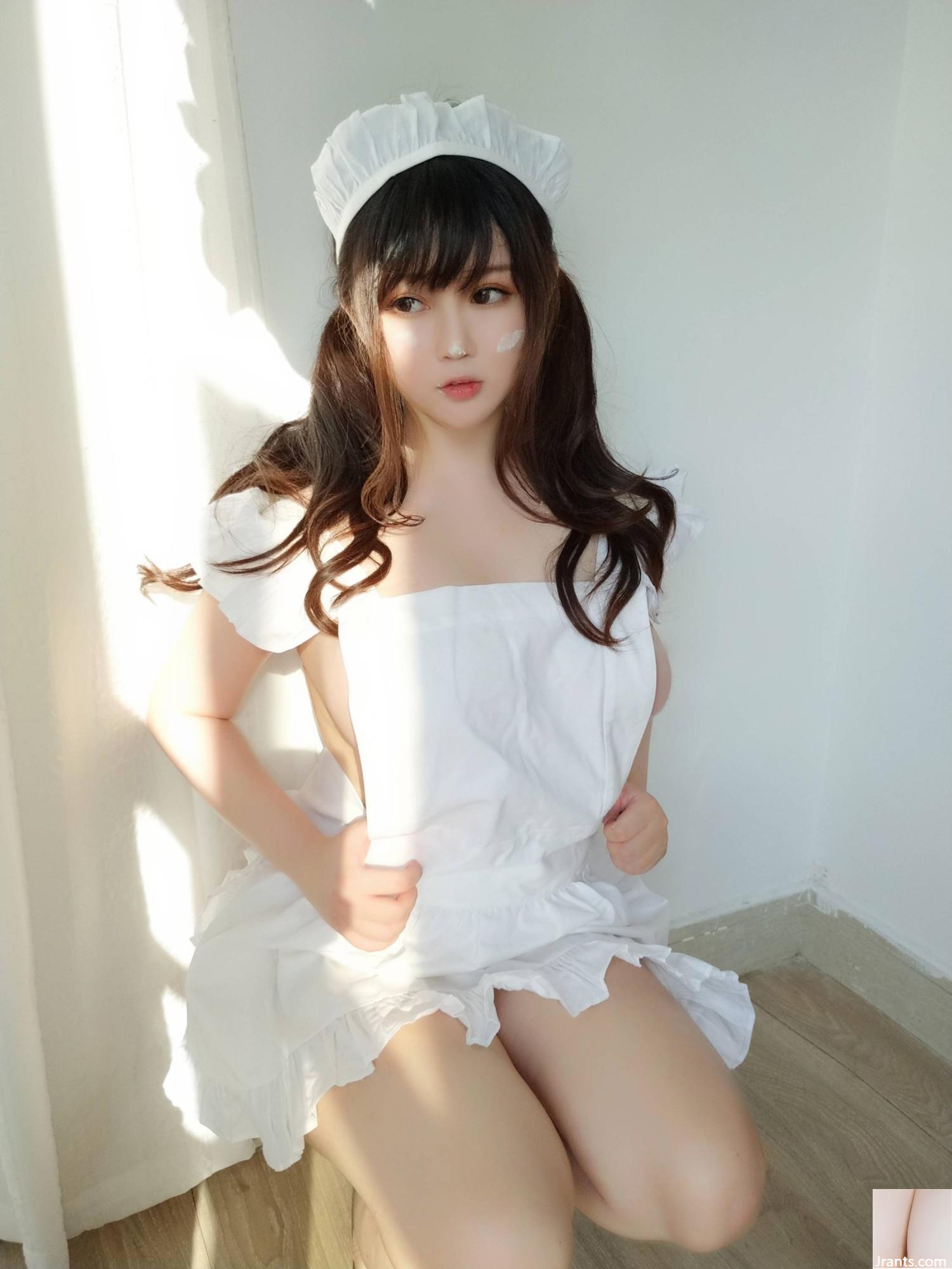 (Colección en línea) Exclusivo VIP «Colección Twitter» de Welfare Girl Yijiangya (76P)