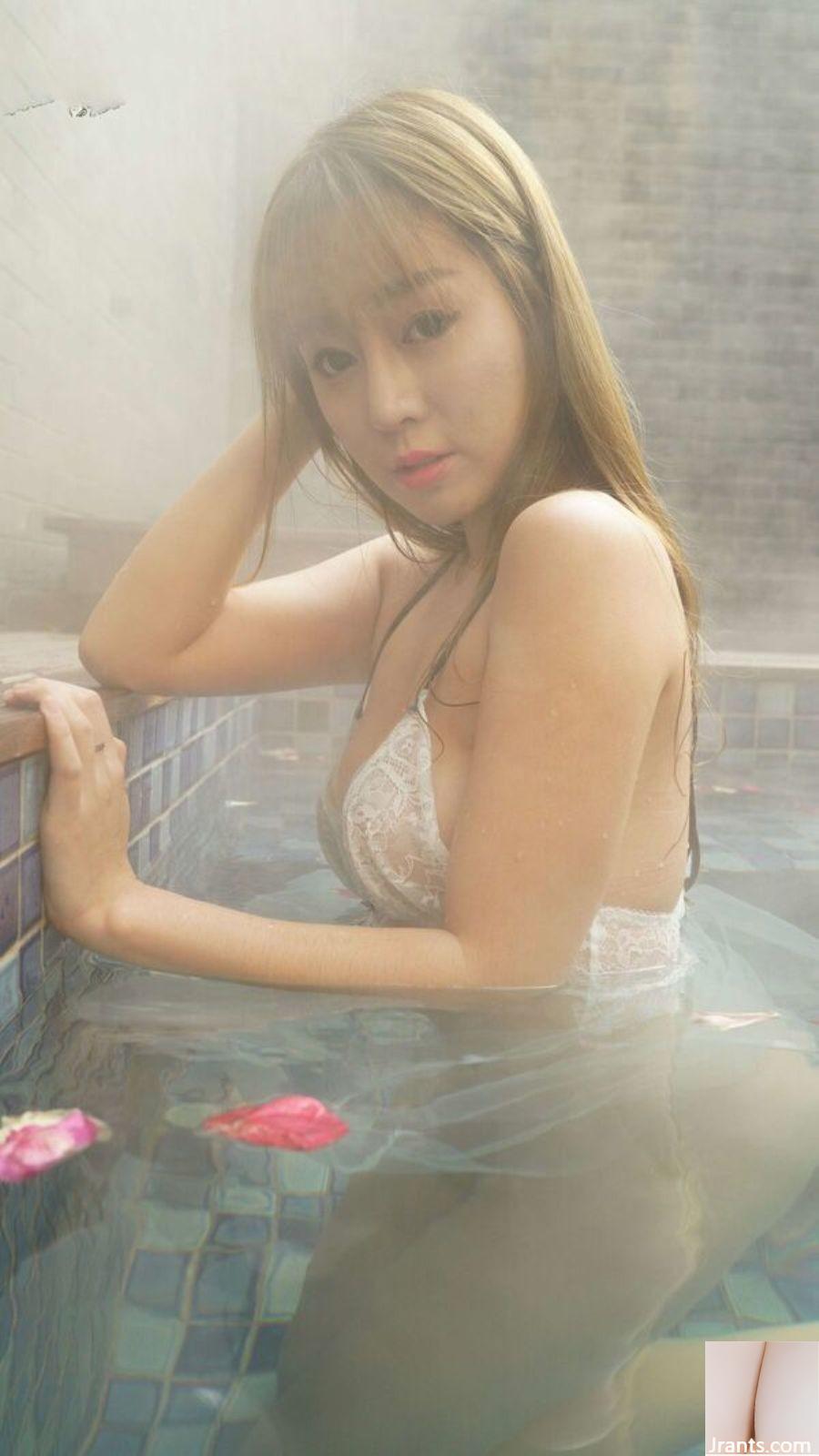 Wang Yuchun &#038; Beibei Hot Spring Girl + Nalu Selena Little Roudan Hot Spring (77P)