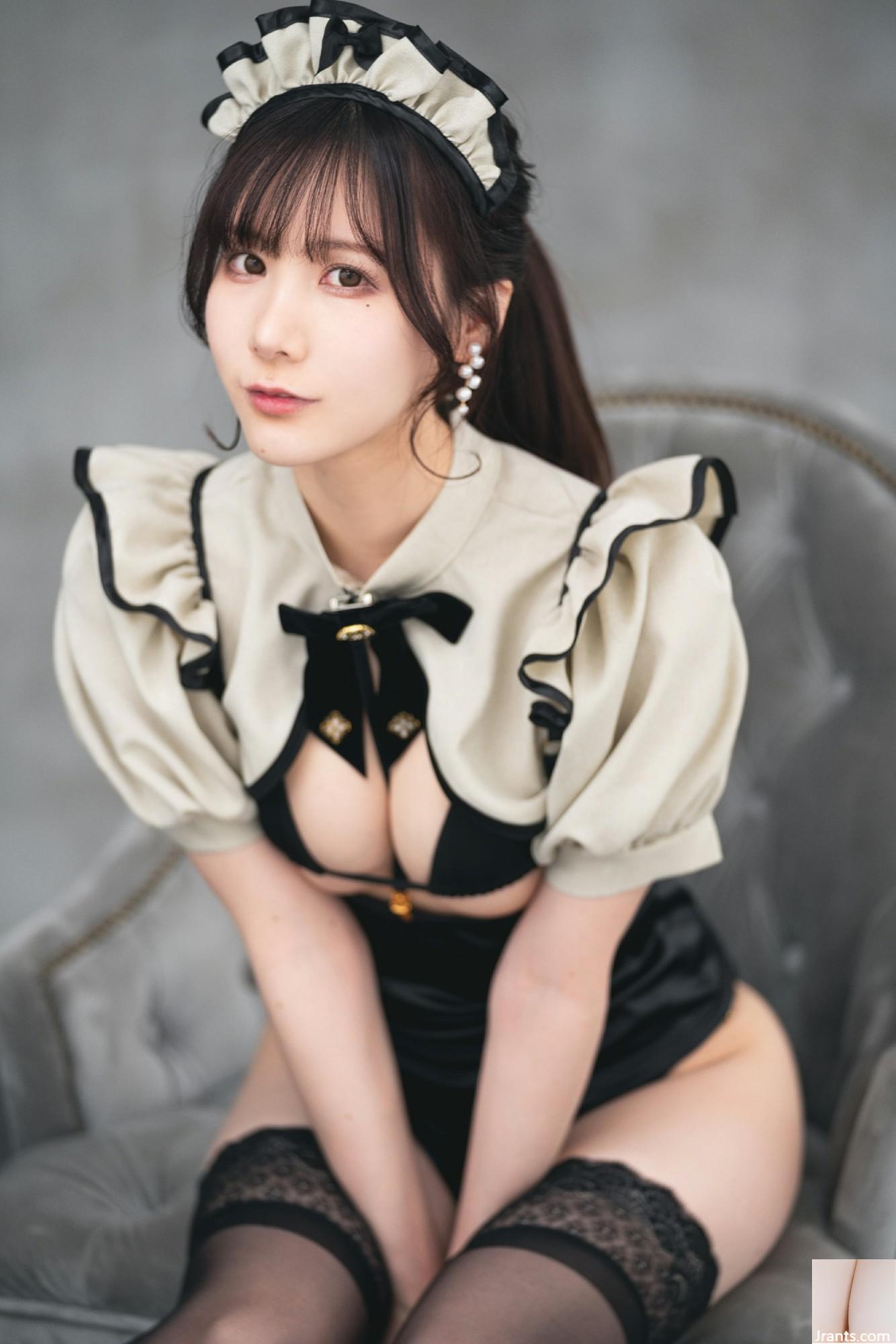 Coser@Kenken (Kenken) – Ornamental Fetish Maid (56P)