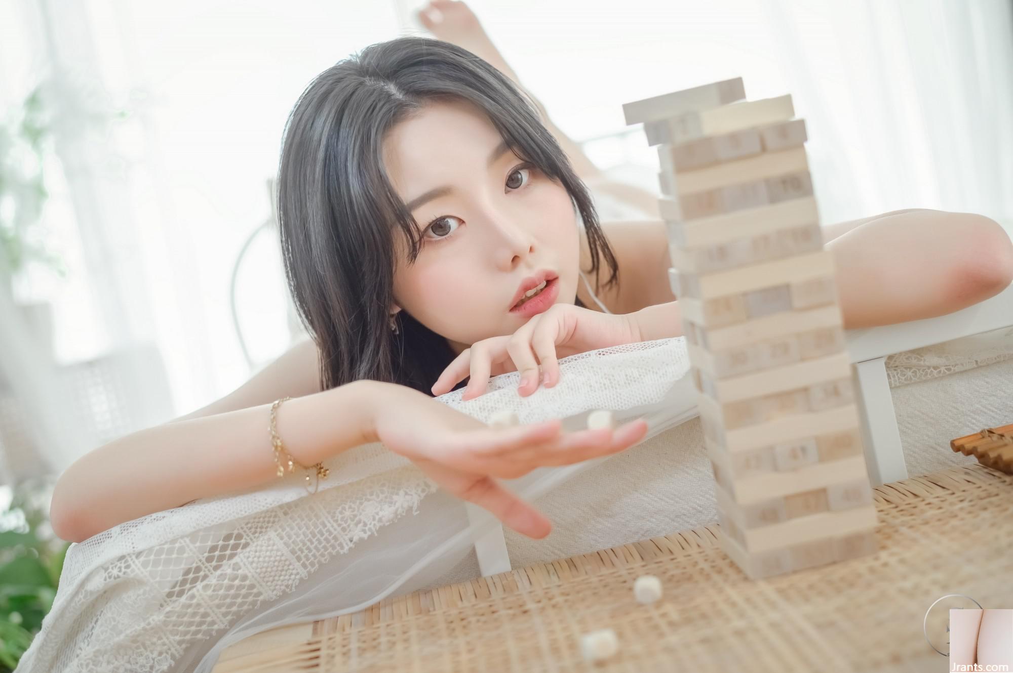 Yuna – No.32 Jenga (59P)