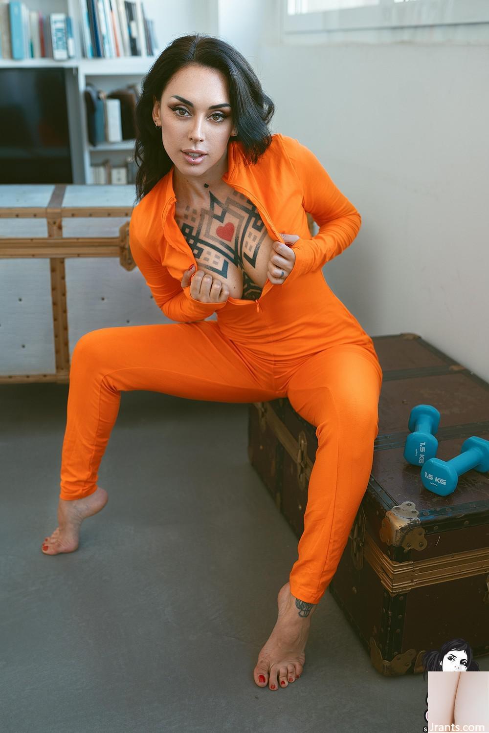 (Suicide Girls) 22 فوریه 2024 – Yegola – Orange Is The New Set (48P)