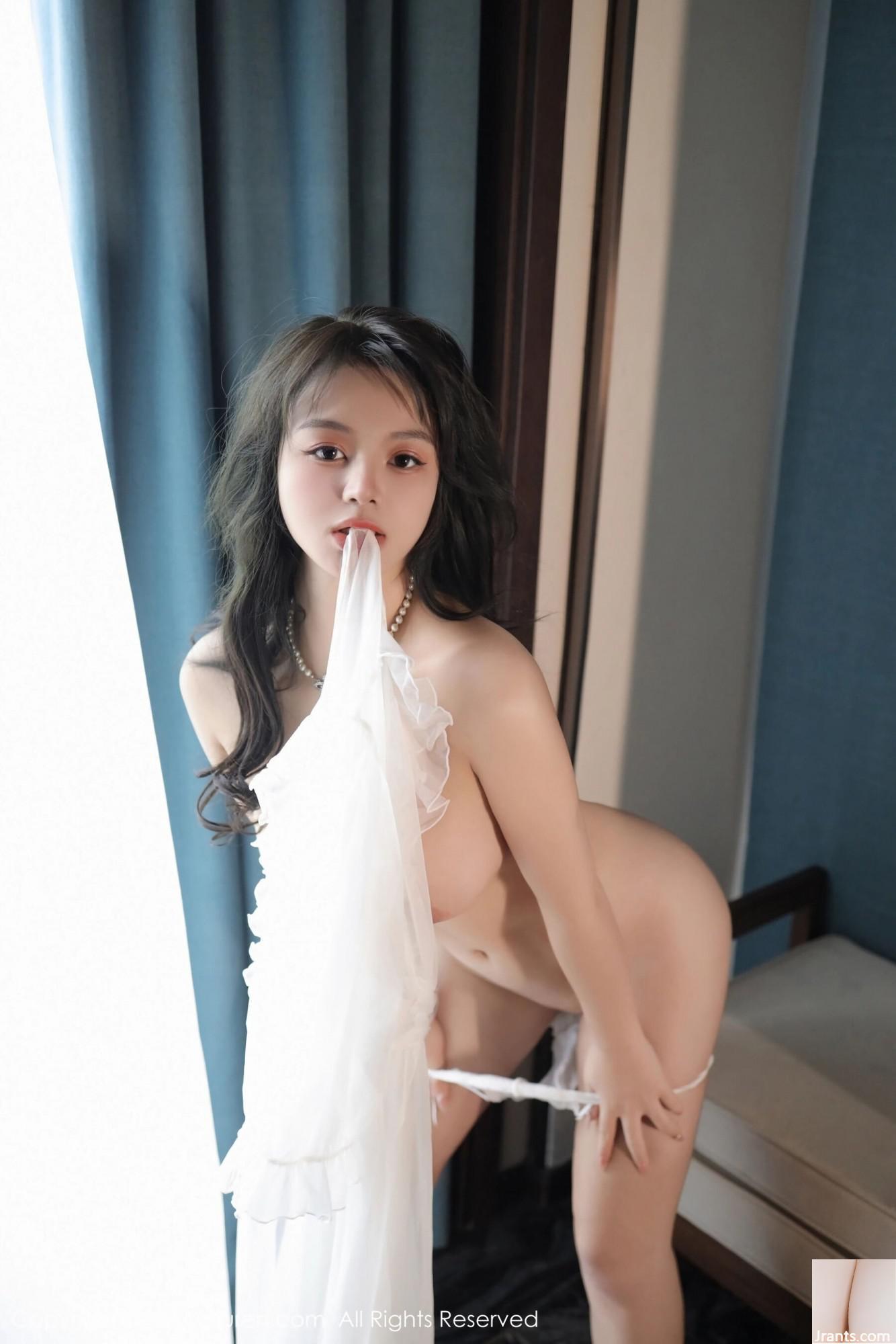 (XiuRen) 2024.02.19 Vol.8106 صورة النسخة الكاملة لـ Shen Siyi (69P)