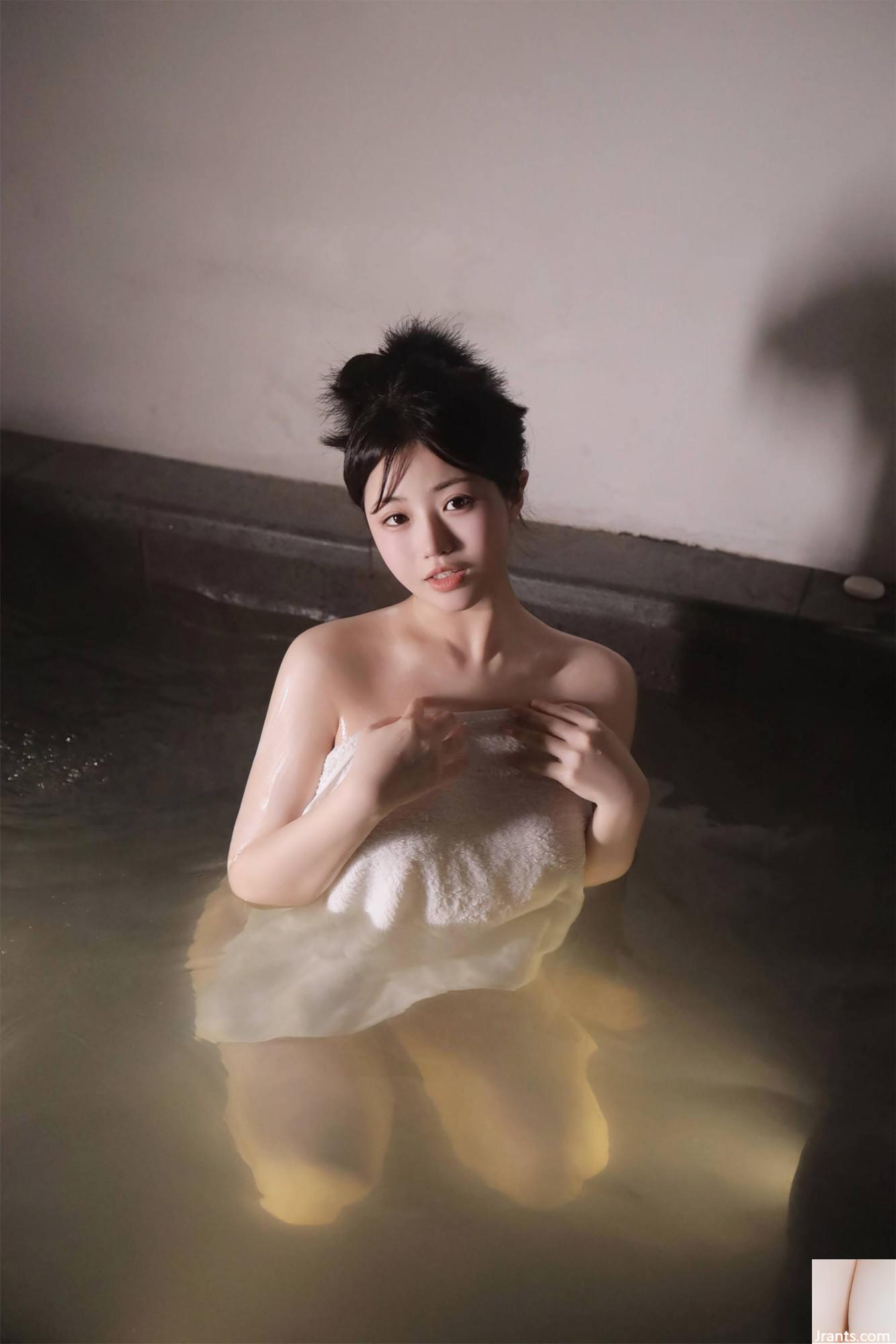 (Collezione online) Sono trapelate foto private della modella di bellezza XiuRen Chen Xiaohua &#8220;Facciamo un bagno insieme&#8221; (72P)