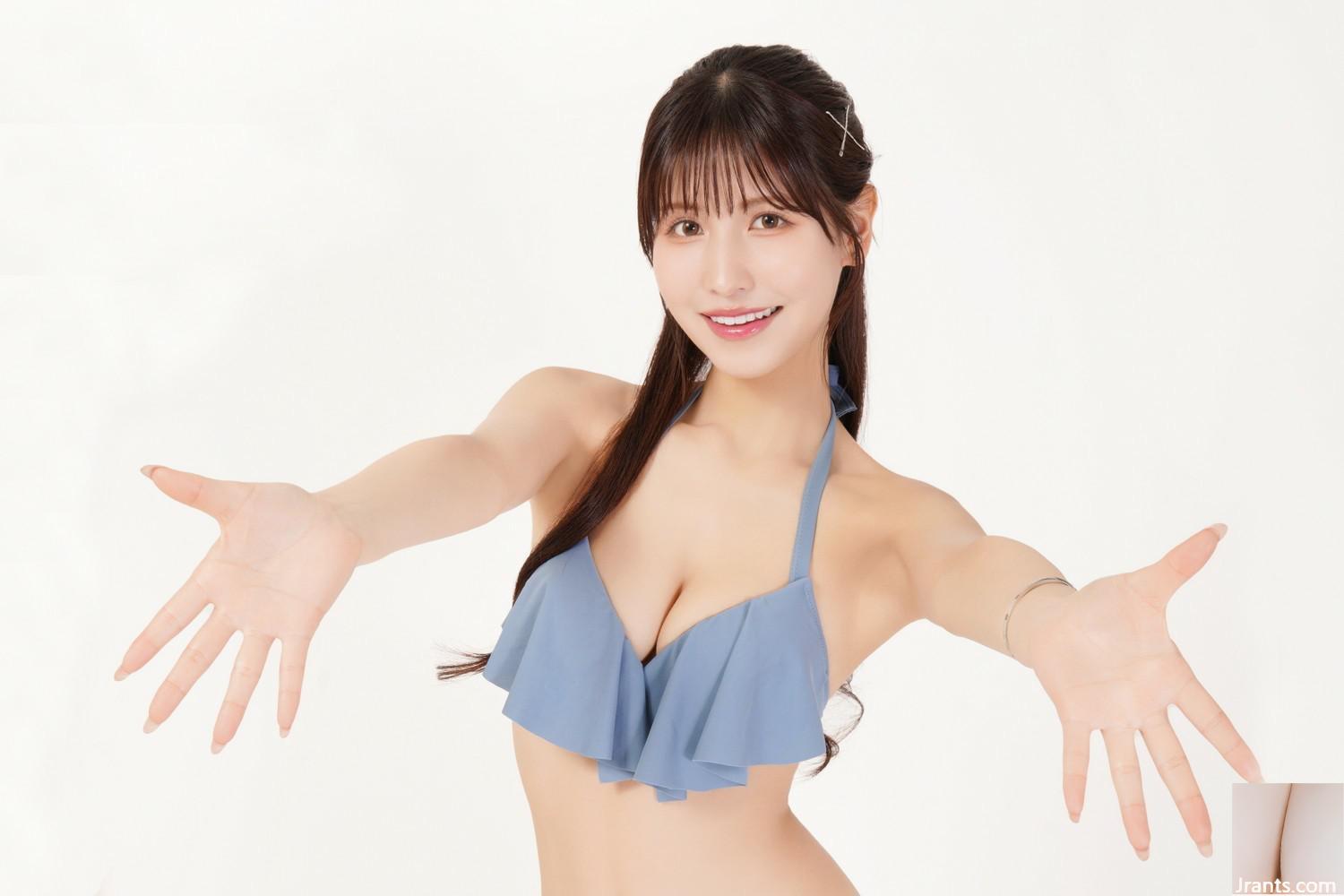 Momo Sakura – PHOTO DE VACANCES #Vakesho (85P)