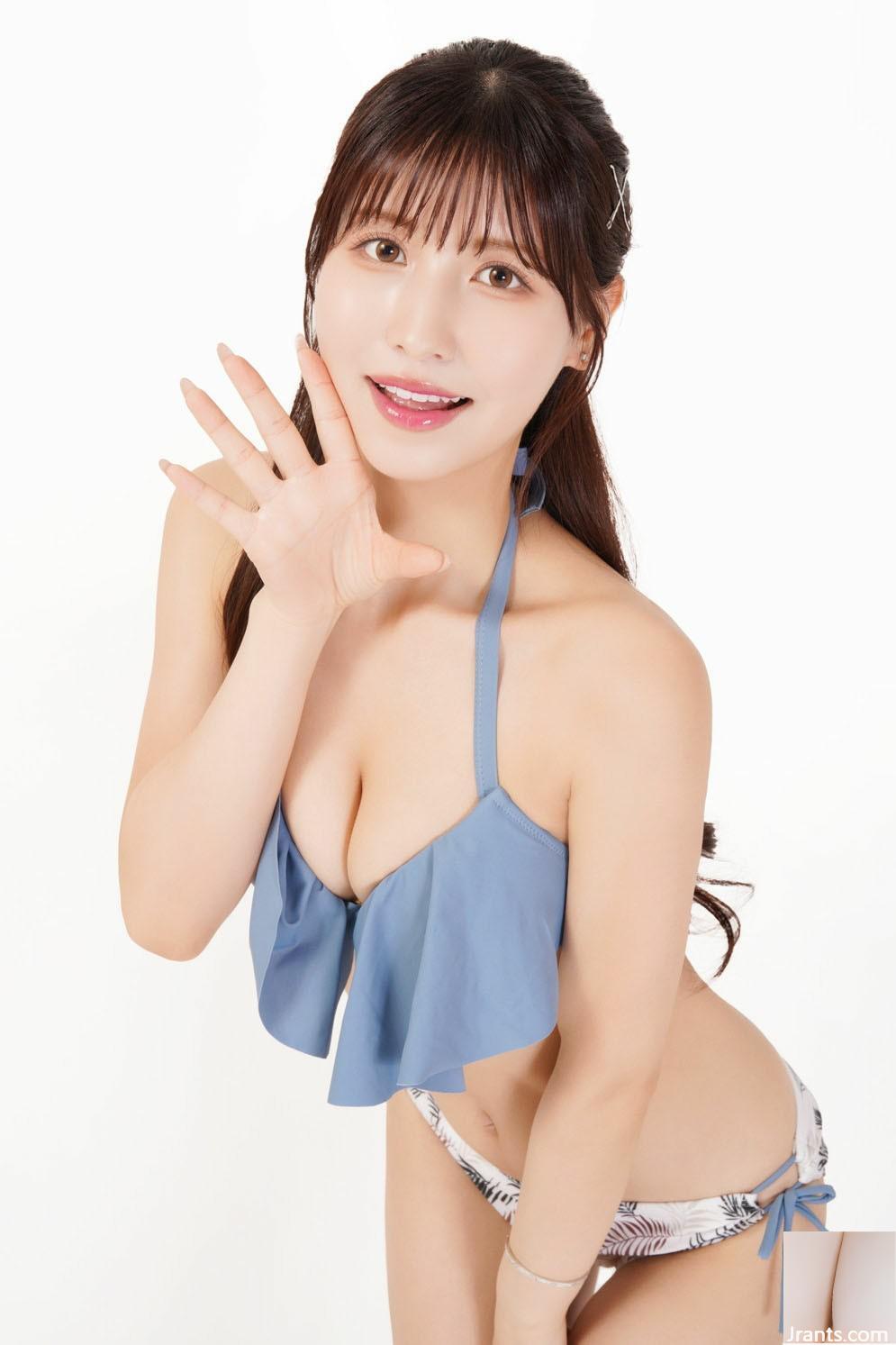 Momo Sakura – PHOTO DE VACANCES #Vakesho (85P)