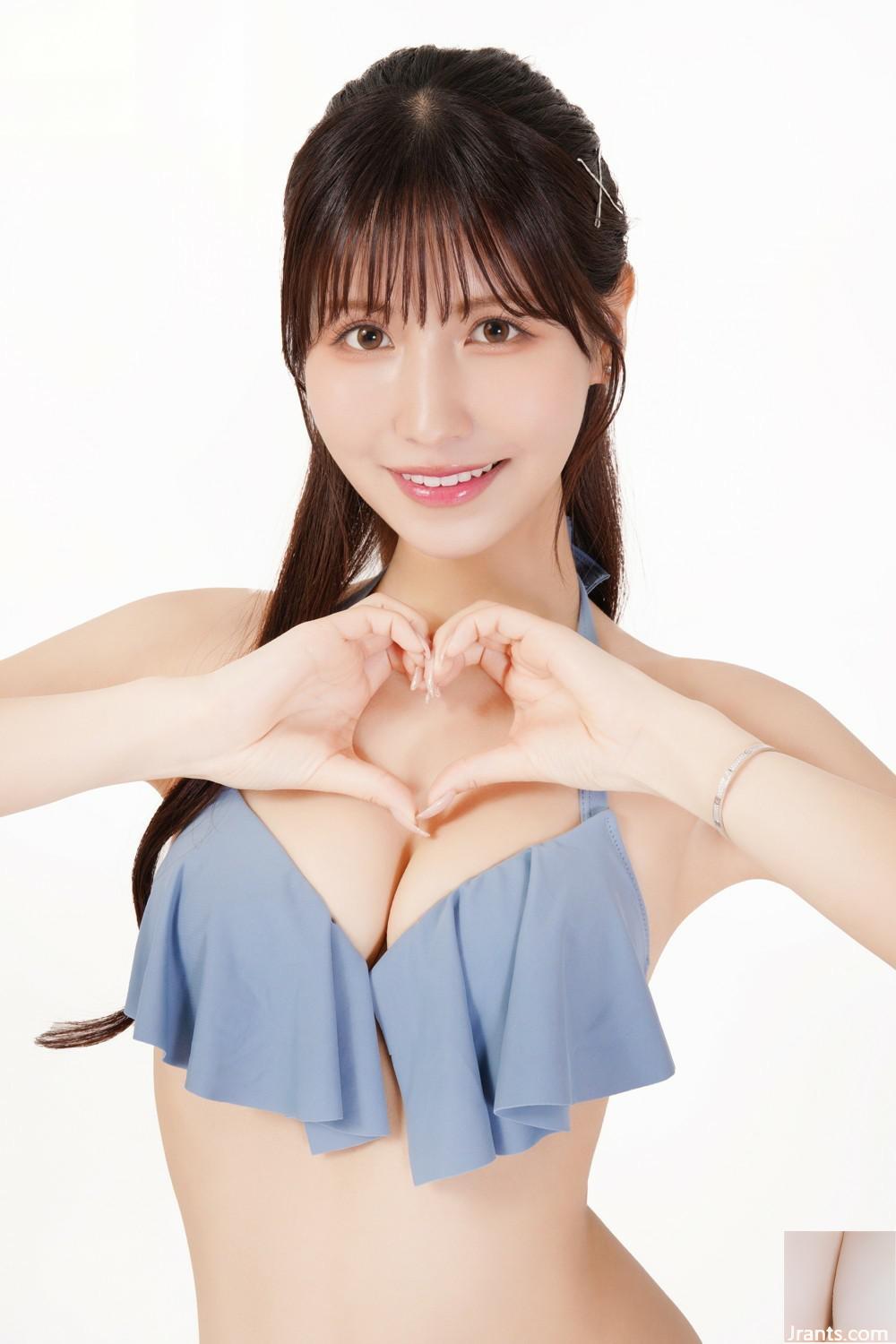 Momo Sakura – PHOTO DE VACANCES #Vakesho (85P)