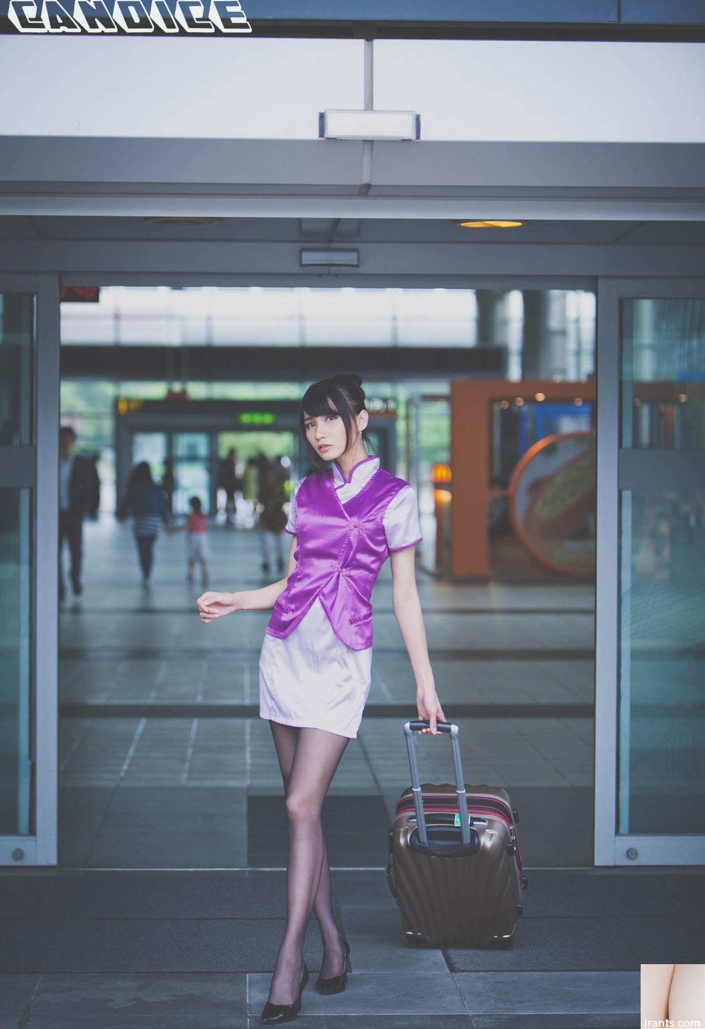 (Foto des Models) Taiwanesisches Model Tsai Yixin, Stewardessenkleidung, Outdoor-Shooting (42P)