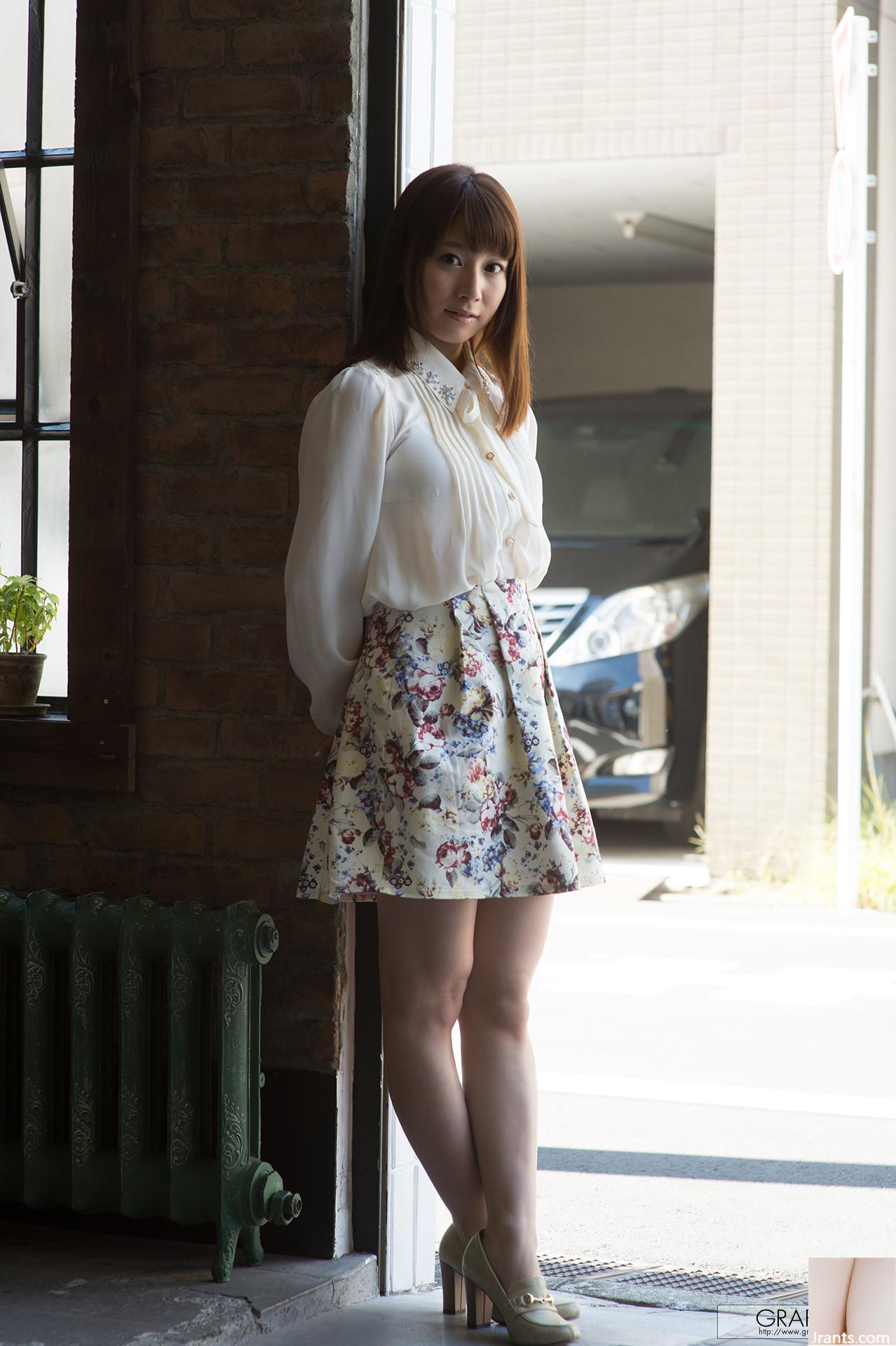 Minami Hatsukawa Ordinary World (118P)