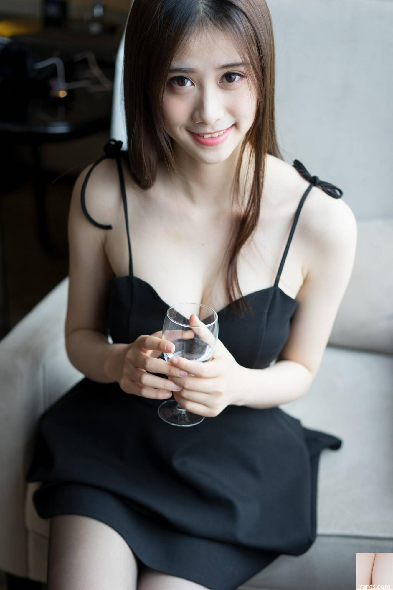 (Online-Sammlung) Welfare Girl A Little Fairy „Maid in Black Silk“ VIP Exclusive (34P)