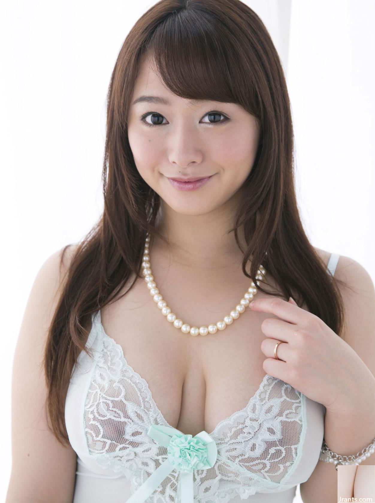 Marina Shiraishi – Pearl Queen Pretty Armreifen (87P)