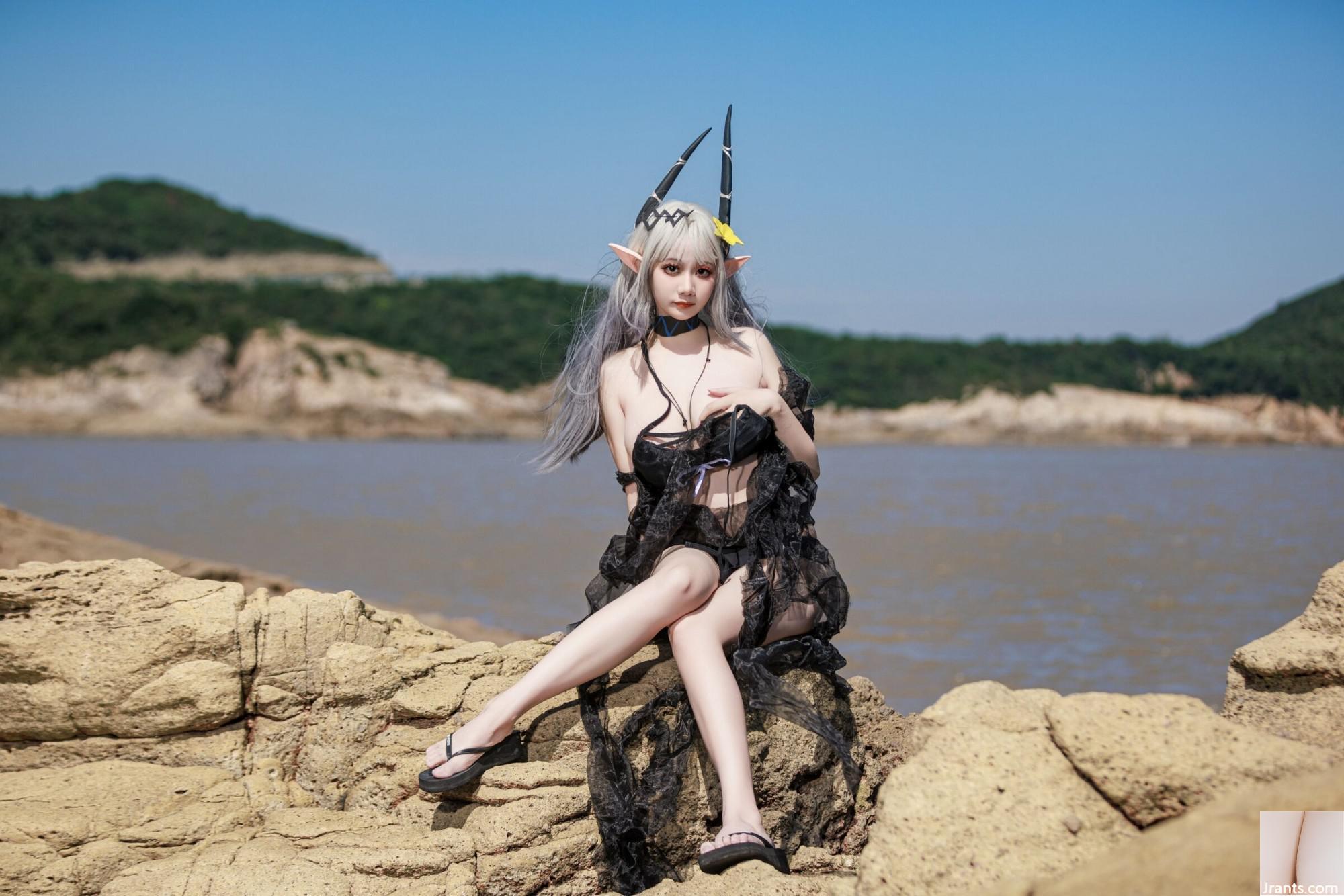 A Xuexue – Mud Rock Swimsuit Arknights (60P)